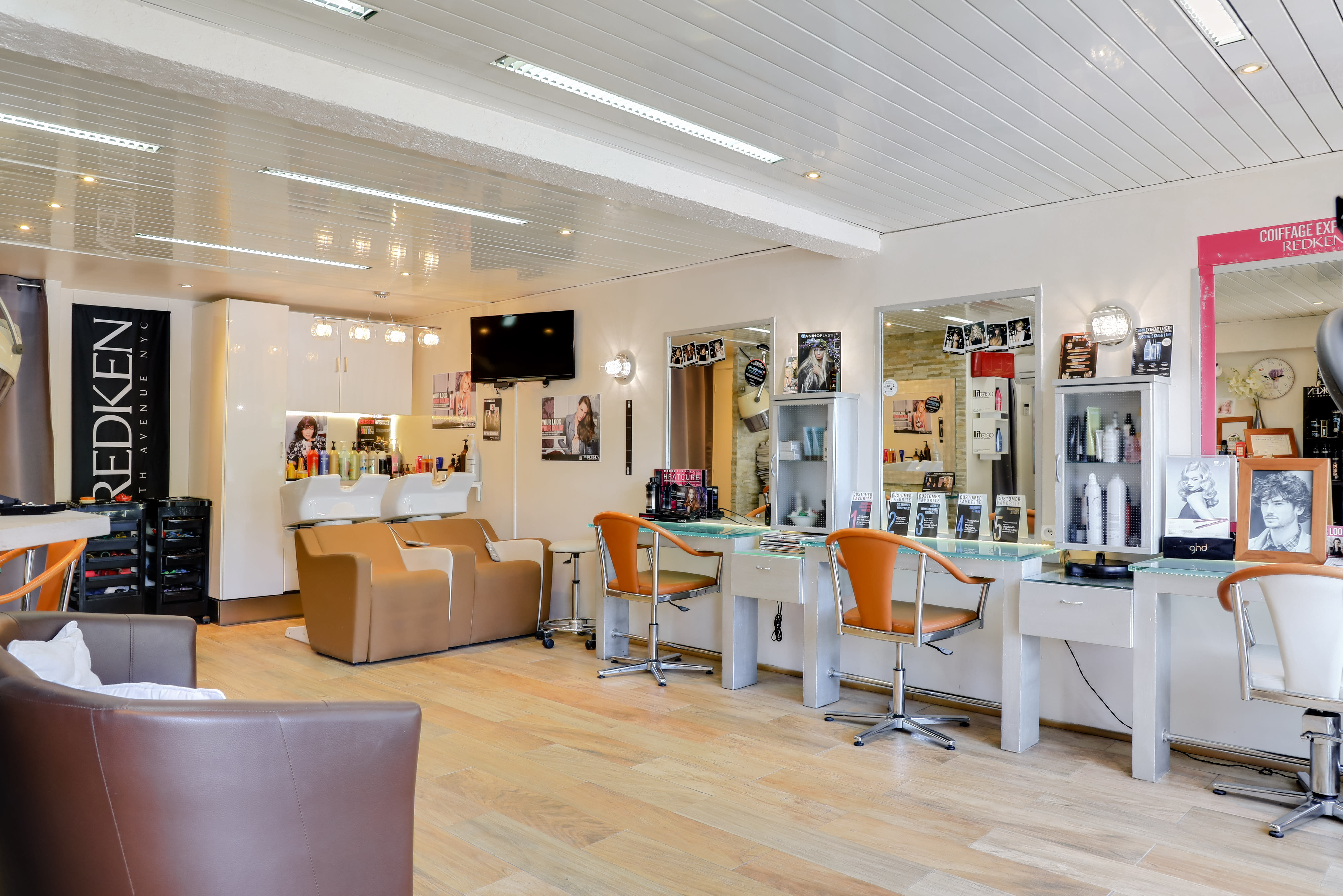 Art Cut Coiffure - Coiffure Valbonne - Art Cut Coiffure - Photo Galerie - OneBooking