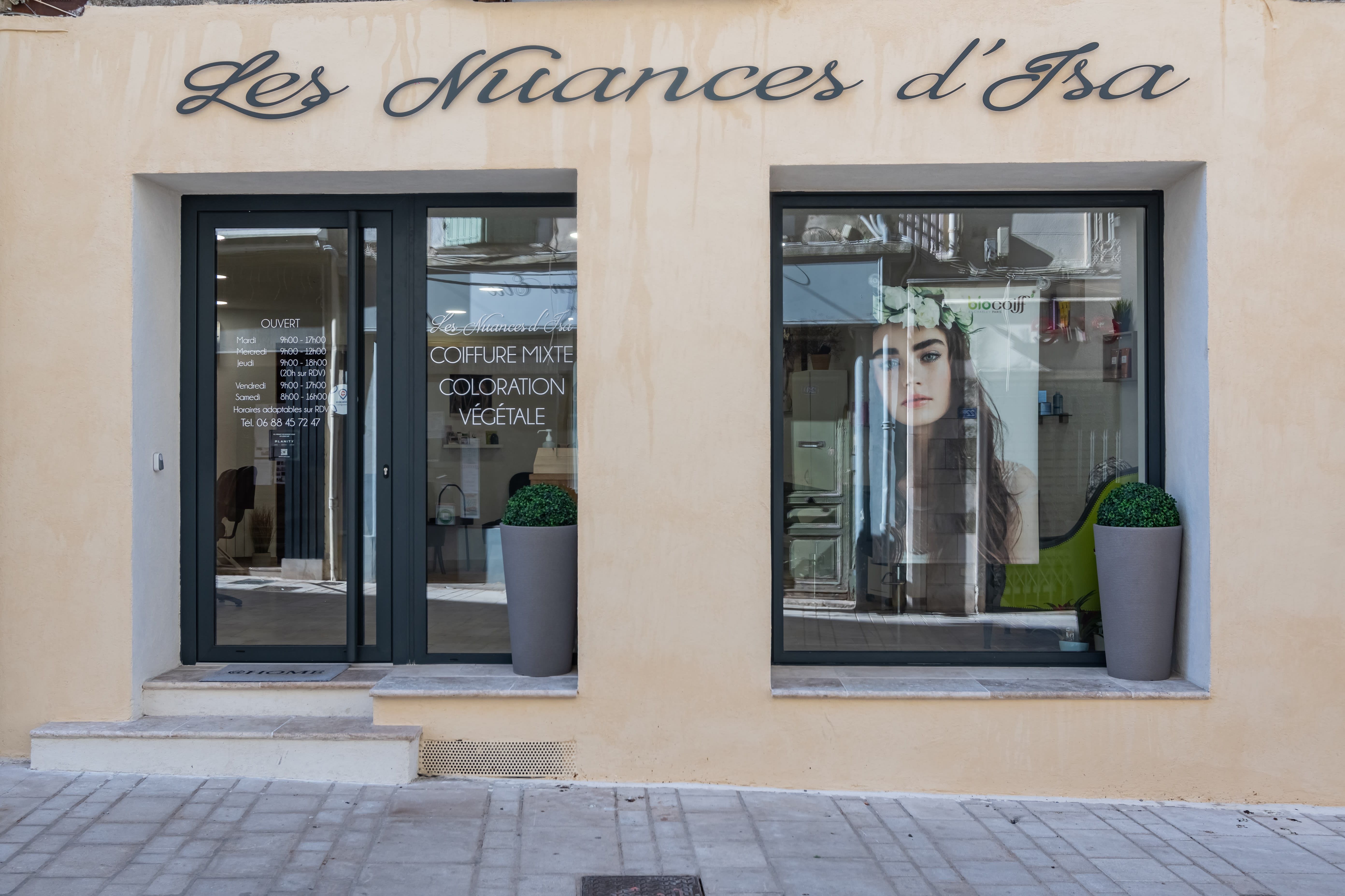 Les Nuances d'Isa - Coiffure Brignoles - Photo de couverture - OneBooking