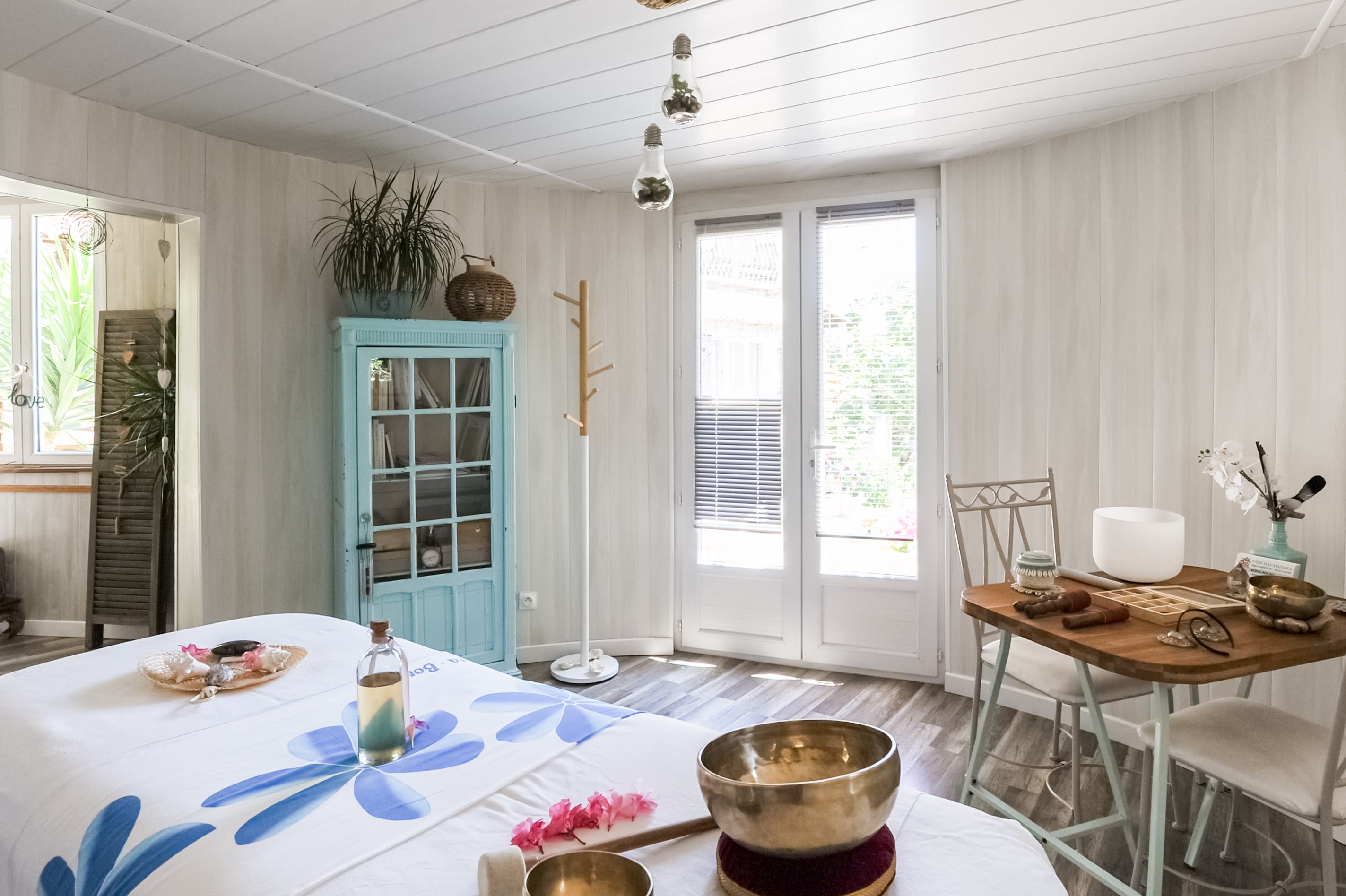 Haumanava Massages - Institut de beauté Antibes - Photo de couverture - OneBooking