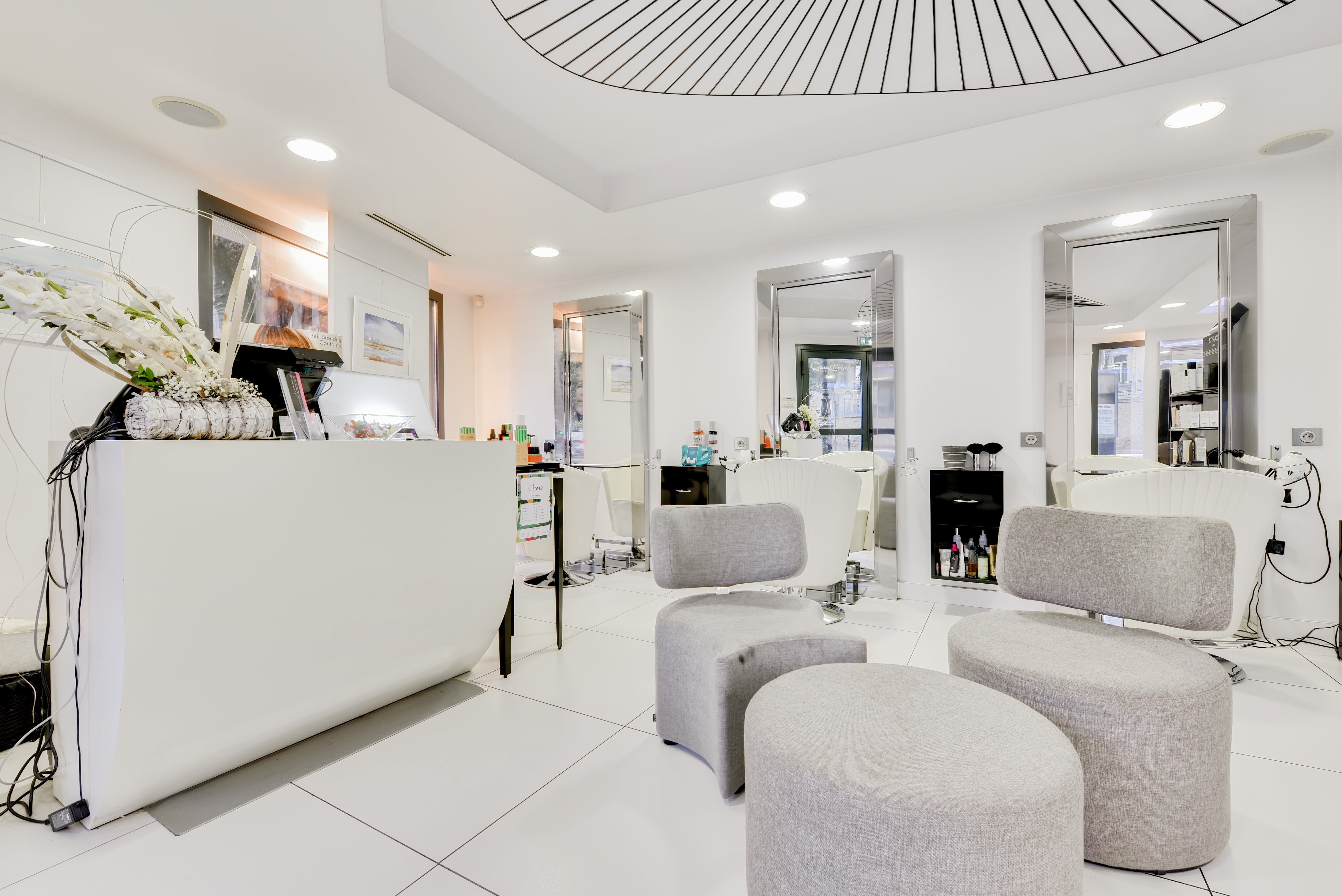 Eric Zemmour - Beauté Prestige - Coiffure Narbonne - Photo de couverture - OneBooking
