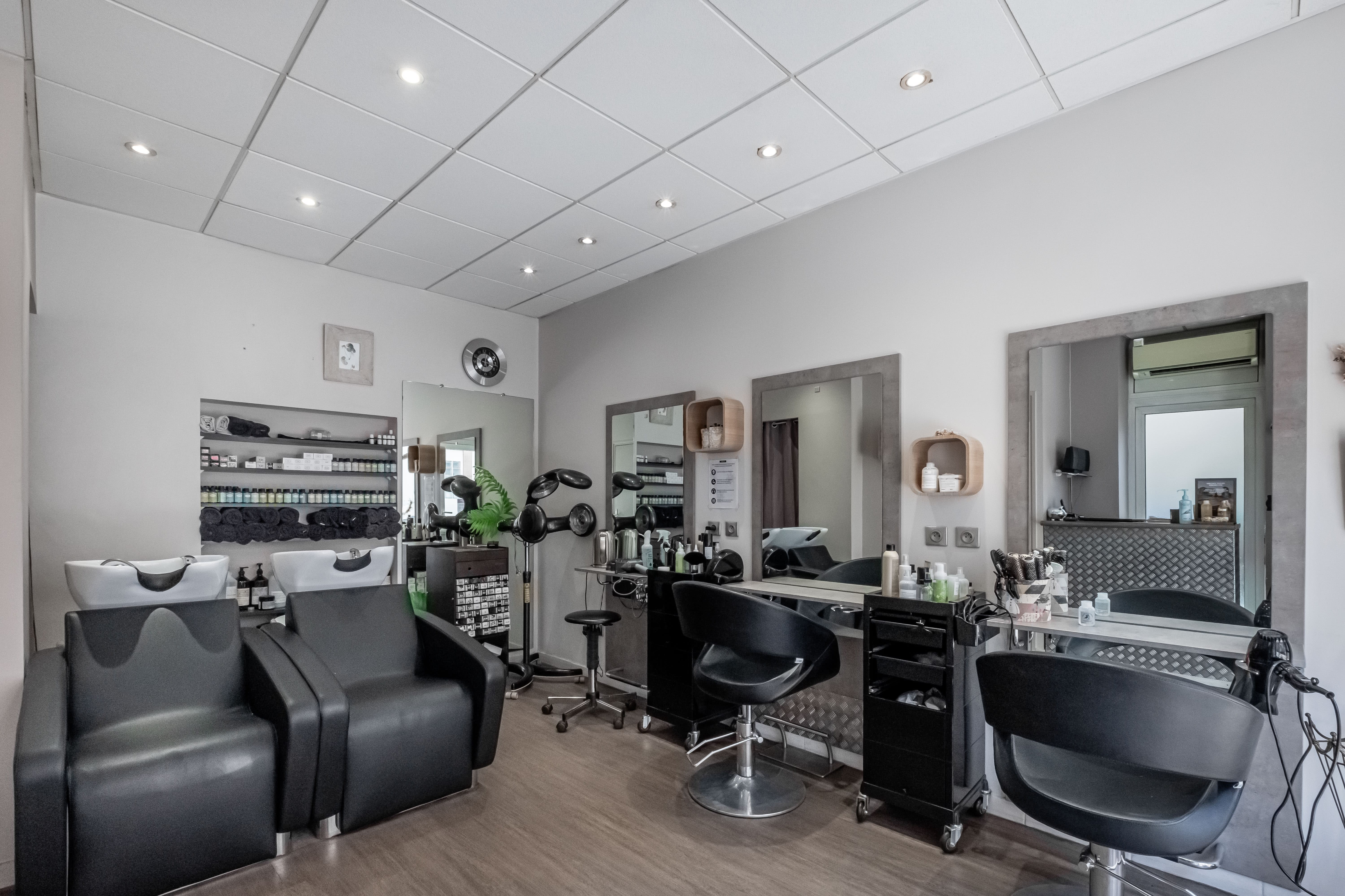 L’instant present  - Coiffure Toulouse - L’instant present  - Photo Galerie - OneBooking