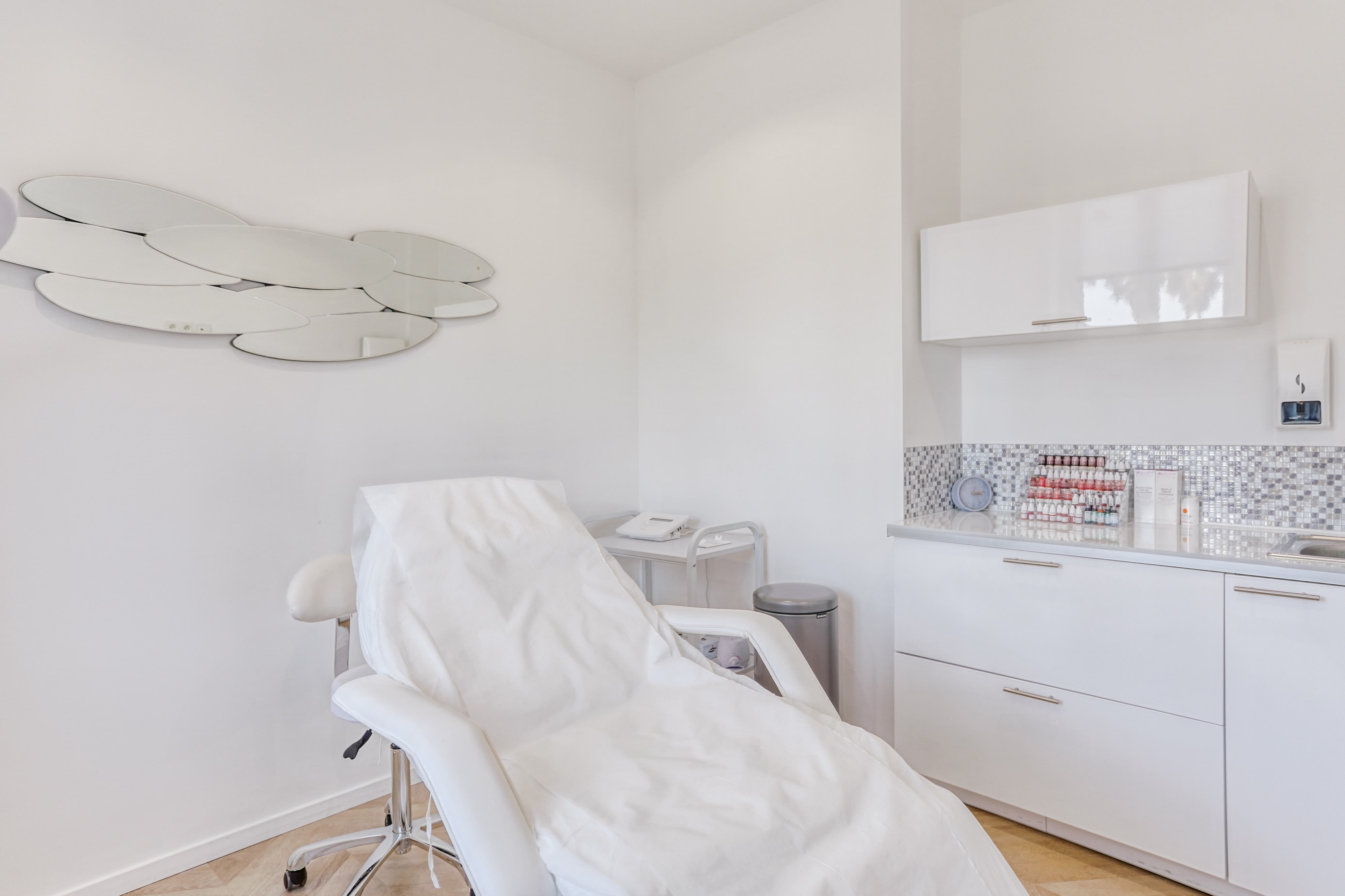 Lisa Rose Studio - Sourcils & cils Nice - Photo de couverture - OneBooking