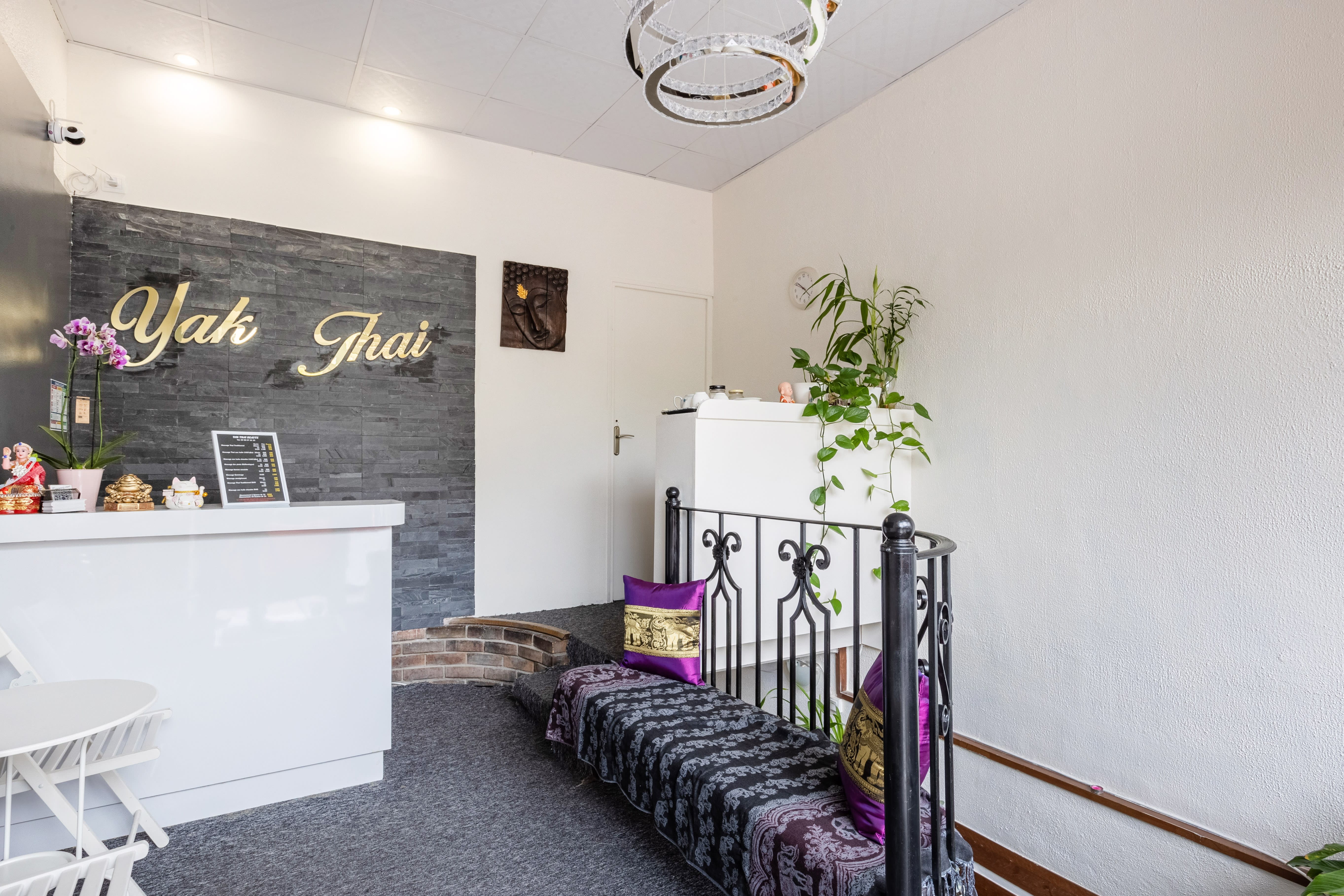 Yak Thaï  Beauty - Massage Paris - OneBooking