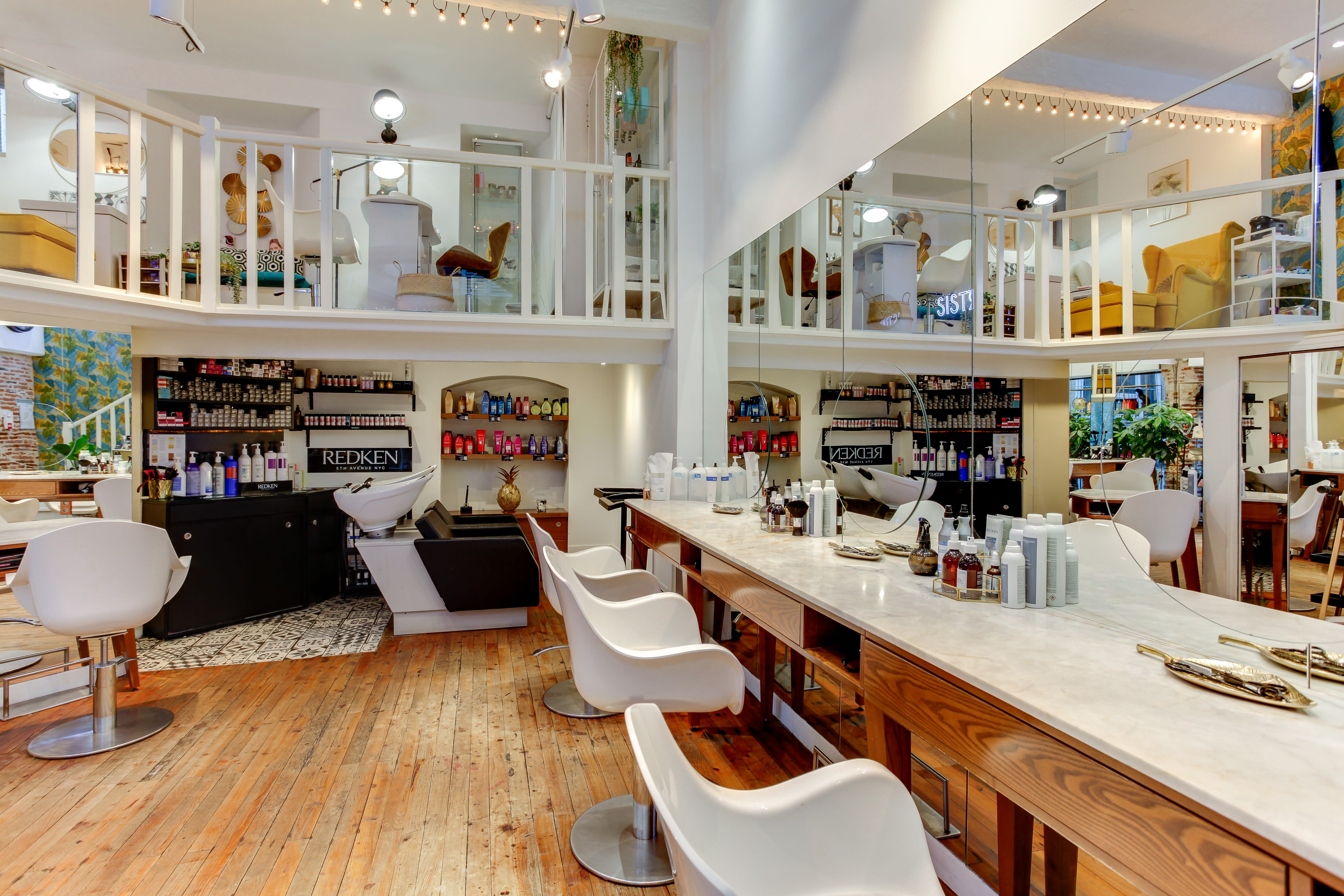 Sist'R Room - Peyrolière - Coiffure Toulouse - Sist'R Room - Peyrolière - Photo Galerie - OneBooking