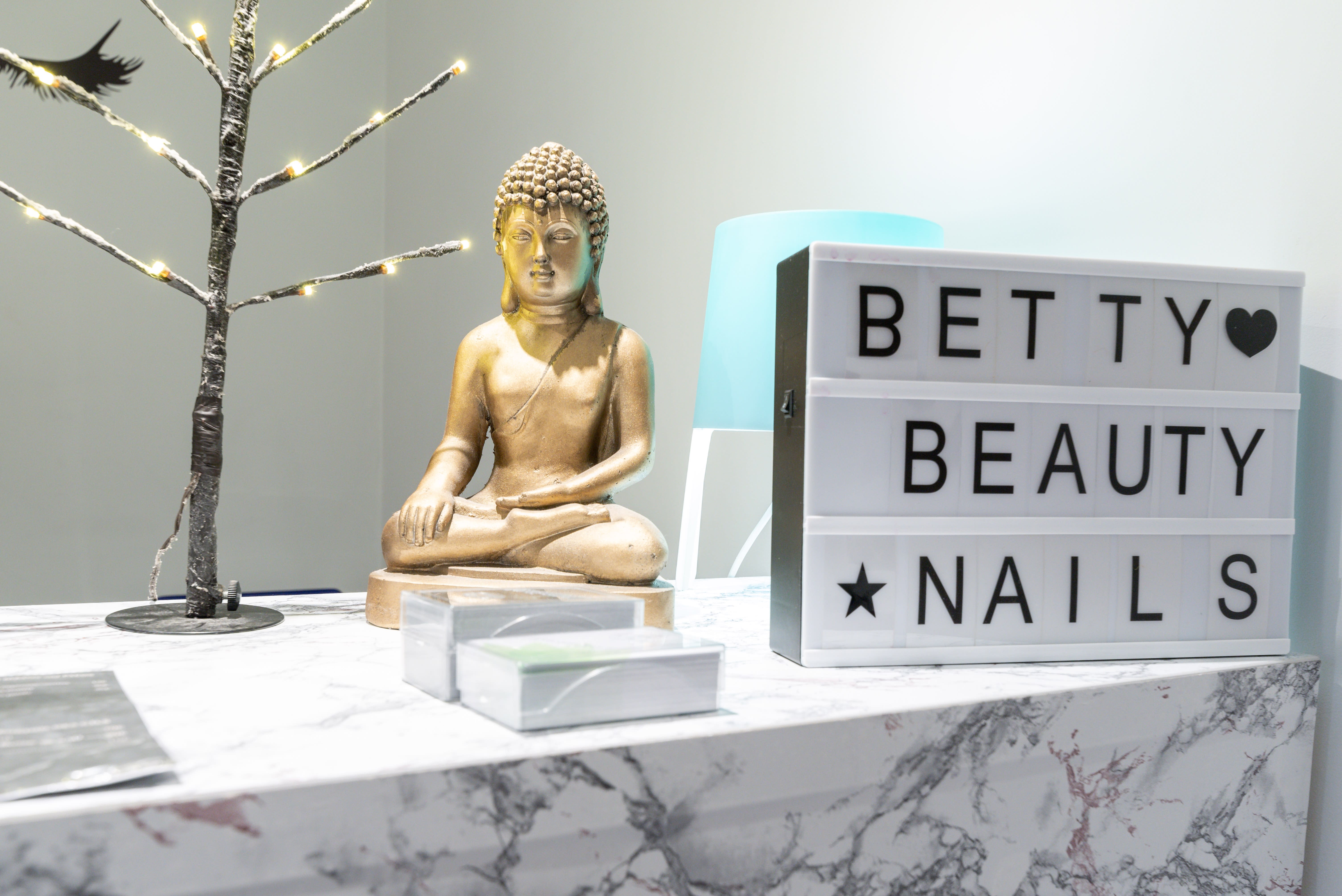 Betty Beauty Nails
