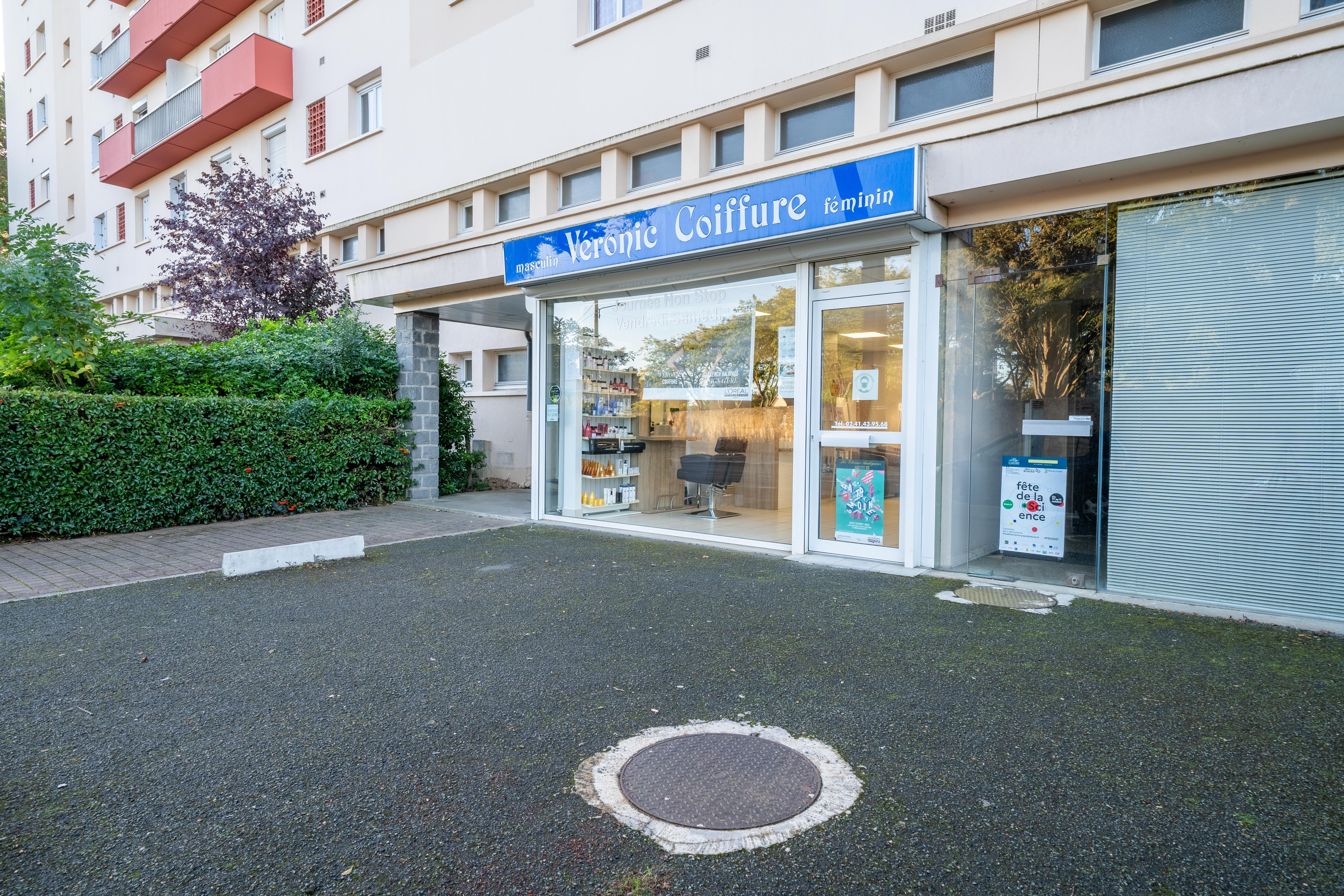 Veronic Coiffure - Coiffure Angers - OneBooking