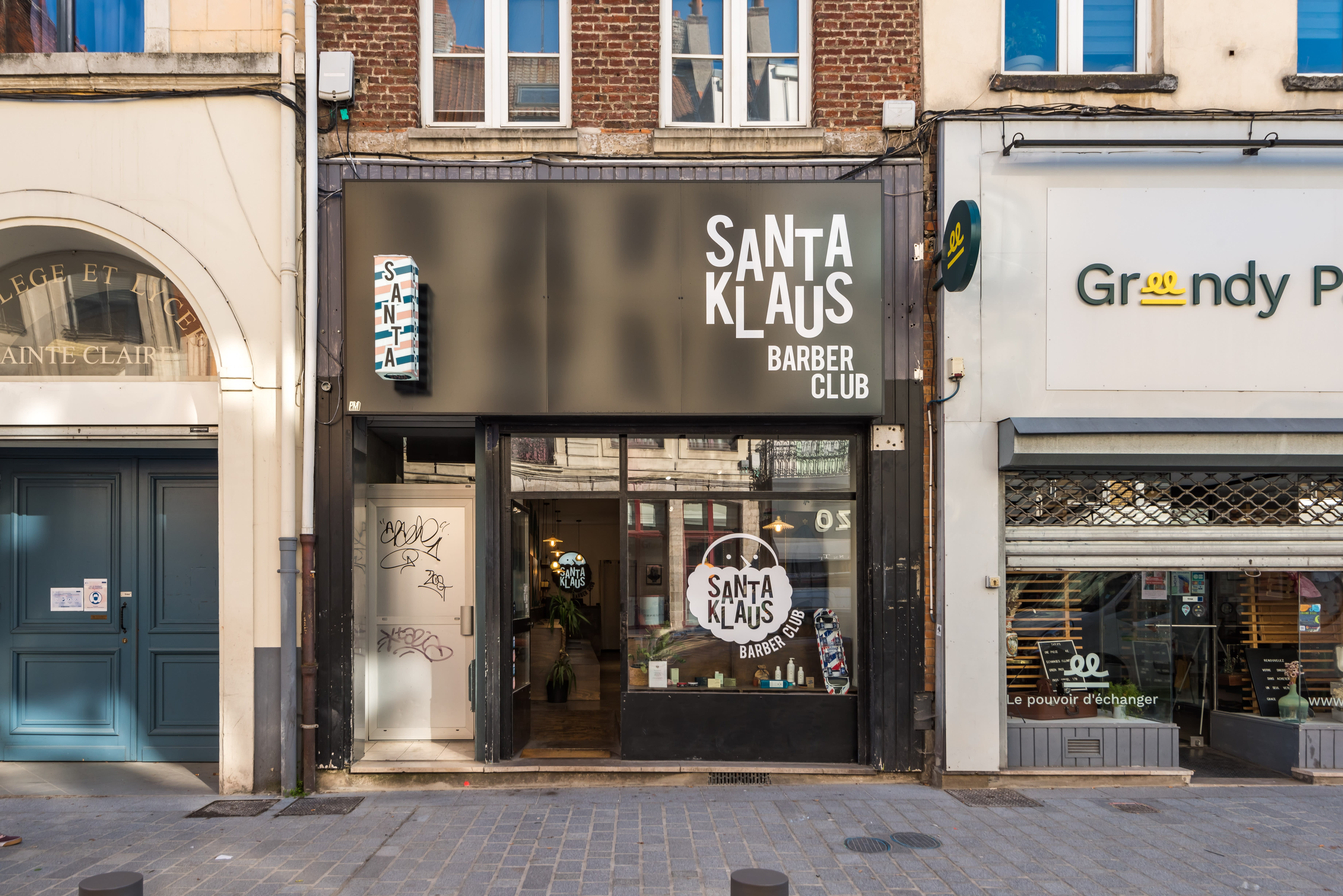 Santa Klaus Barber Club - Barbier Lille - OneBooking