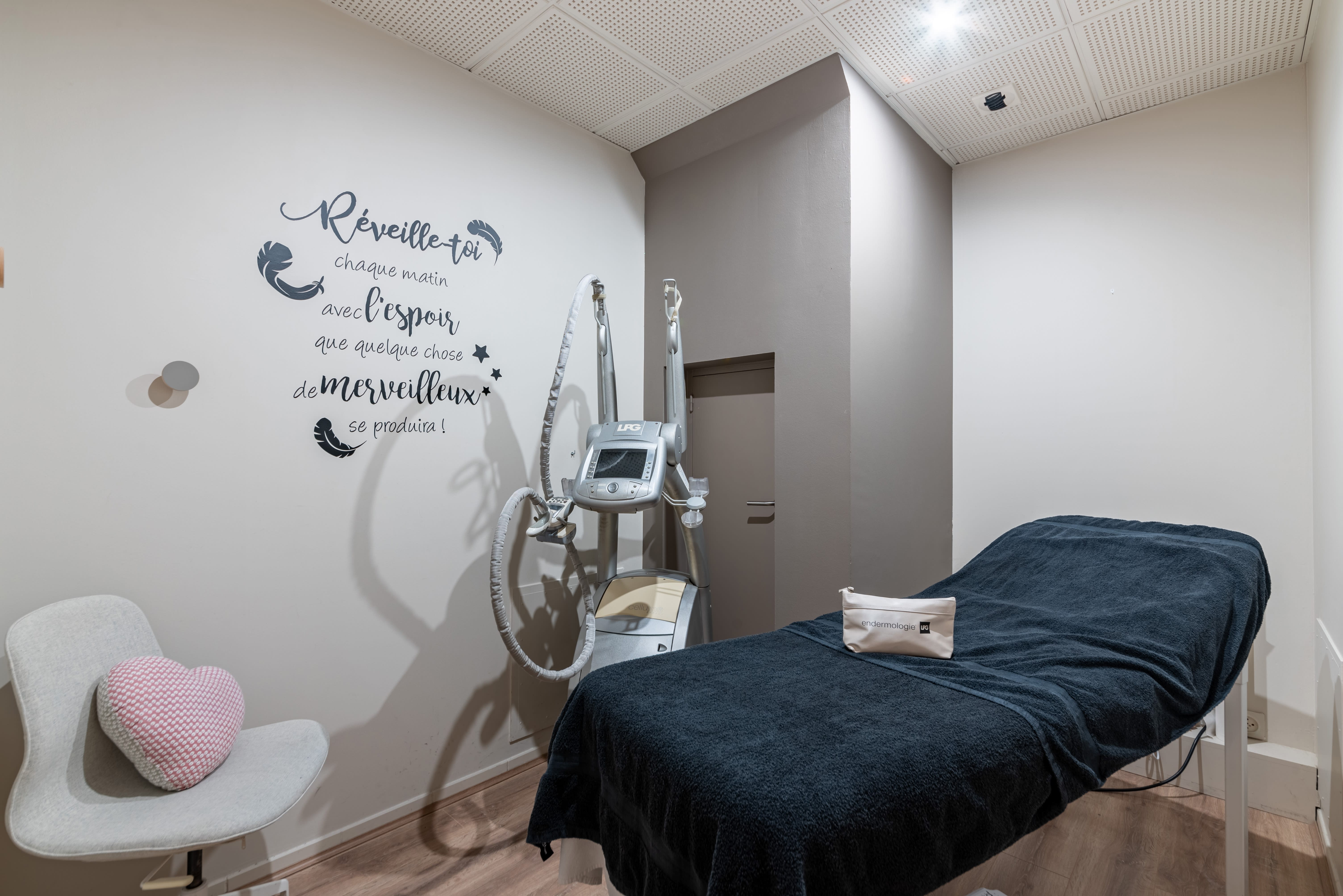 Les Re belles institut - Institut de beauté Agen - Les Re belles institut - Photo Galerie - OneBooking