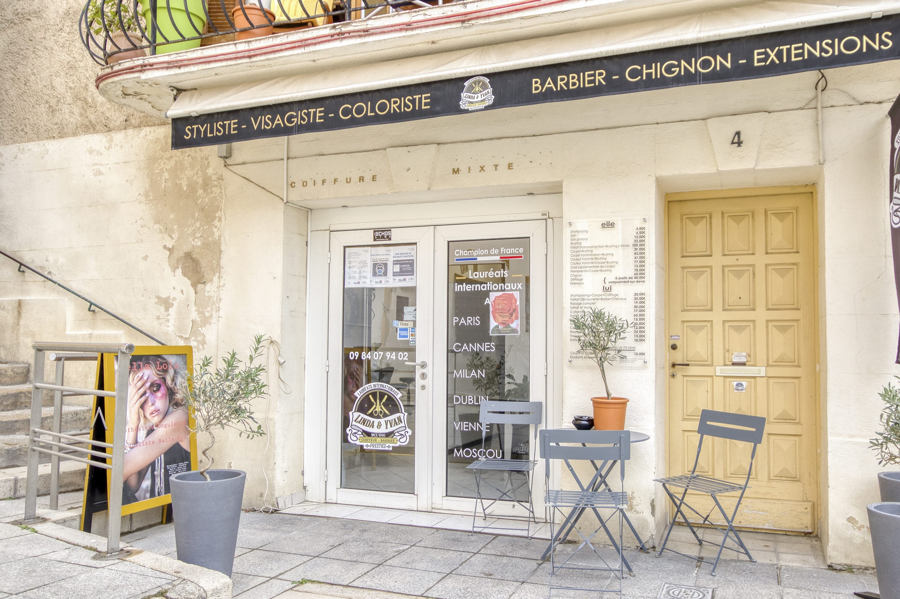 Linda et Yvan coiffeur barbier
