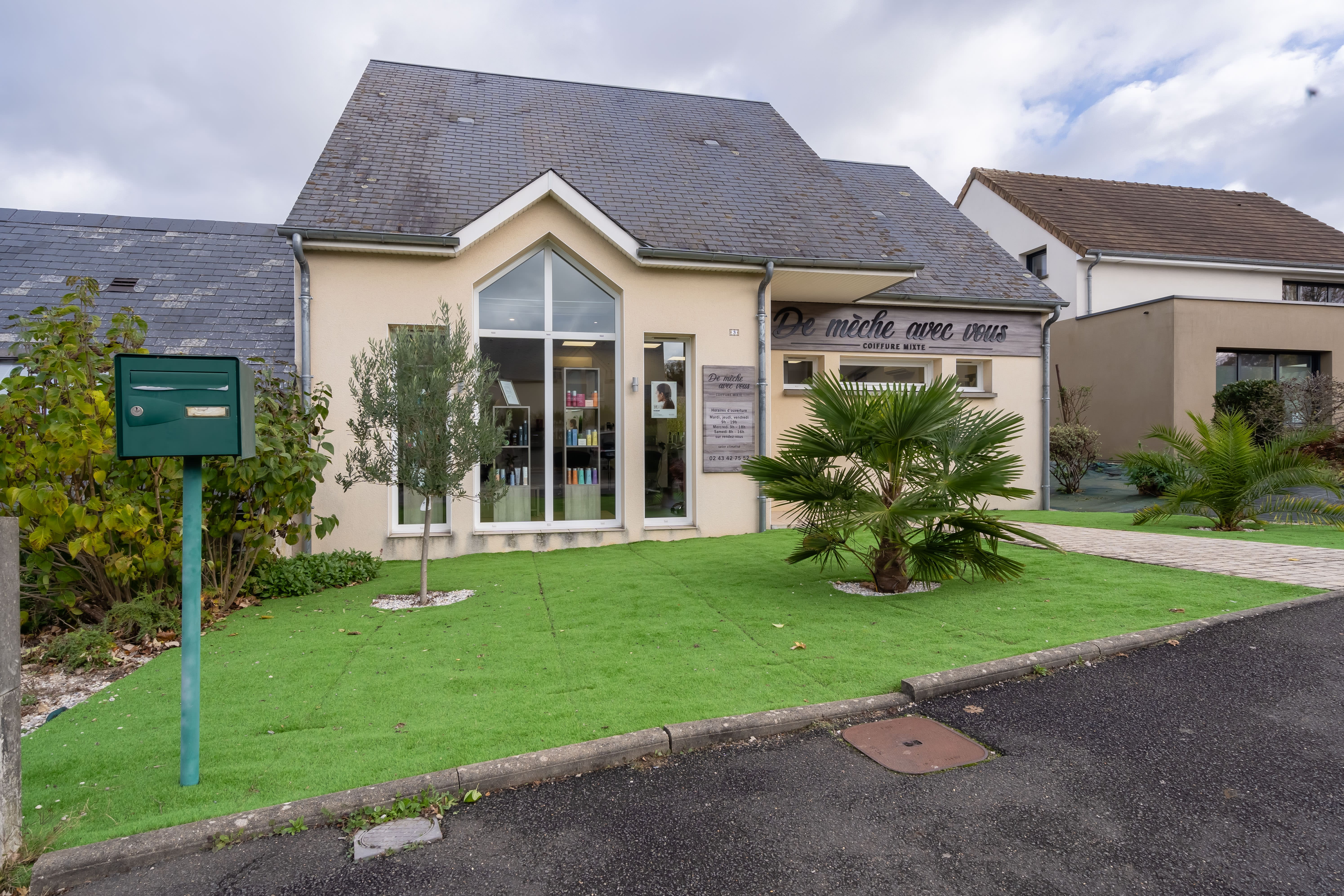 De Mèche avec Vous : coiffeur à Trangé - Planity