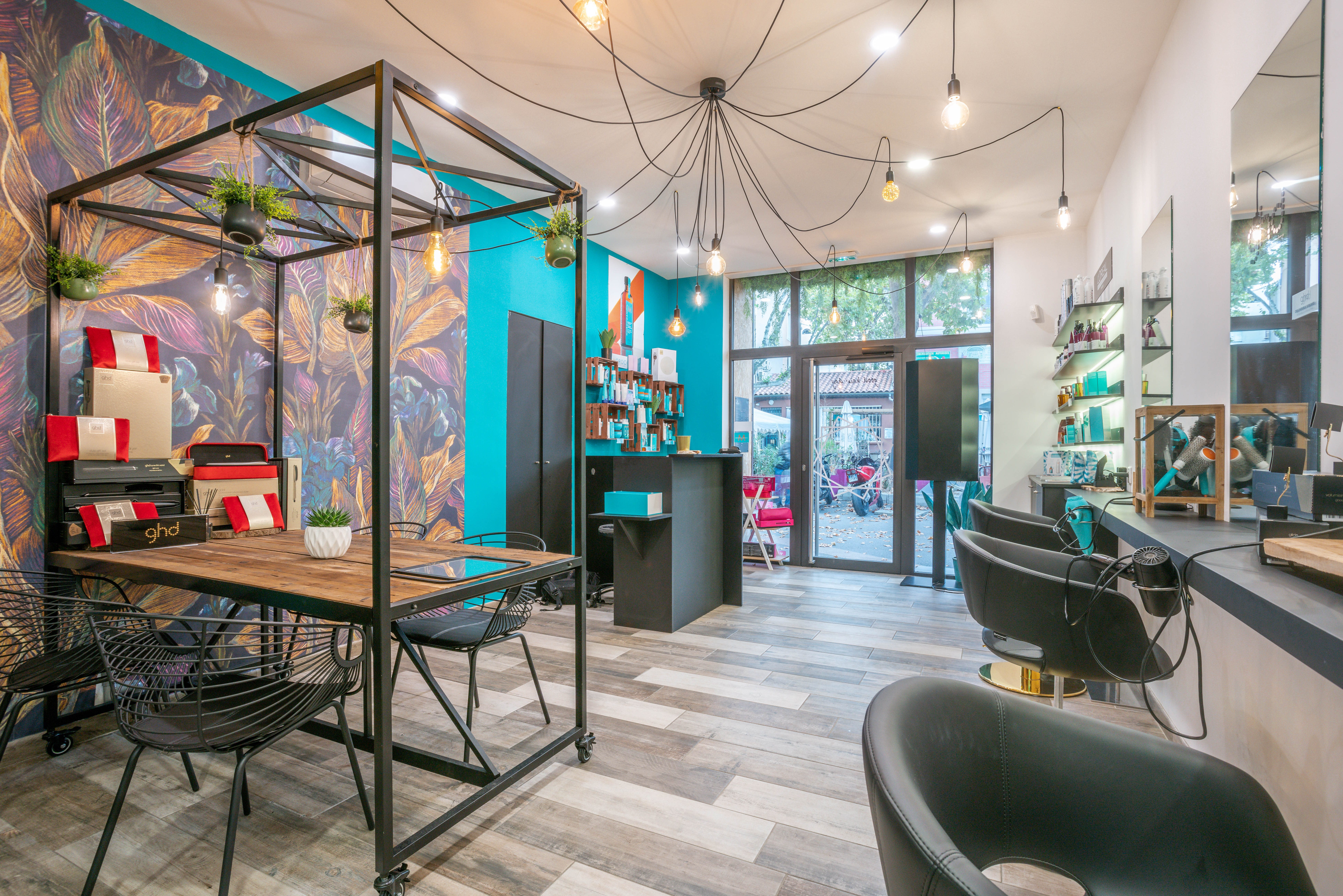 The Colorist - Coiffure Alès - The Colorist - Photo Galerie - OneBooking