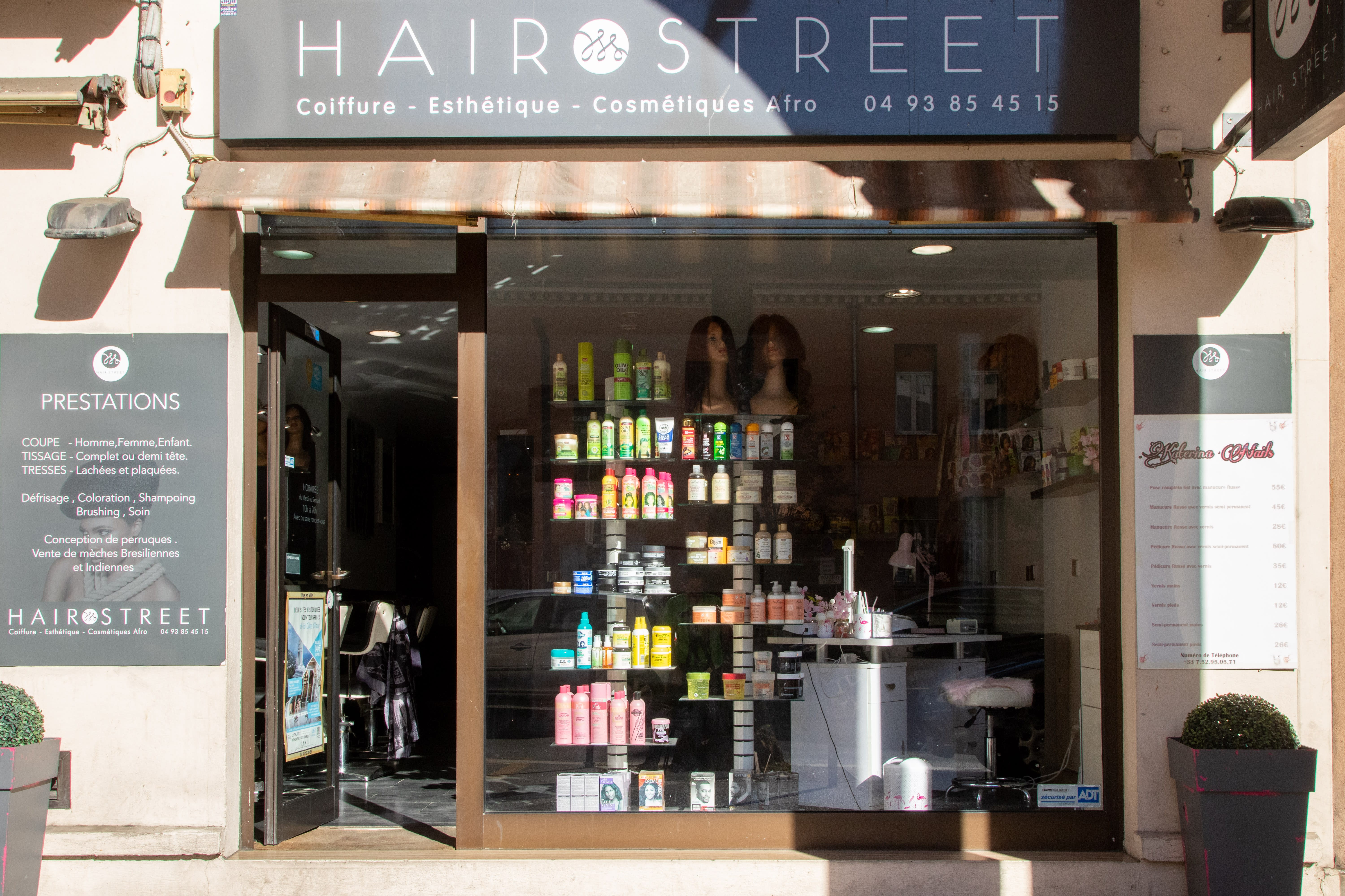 Hair Street & Nails