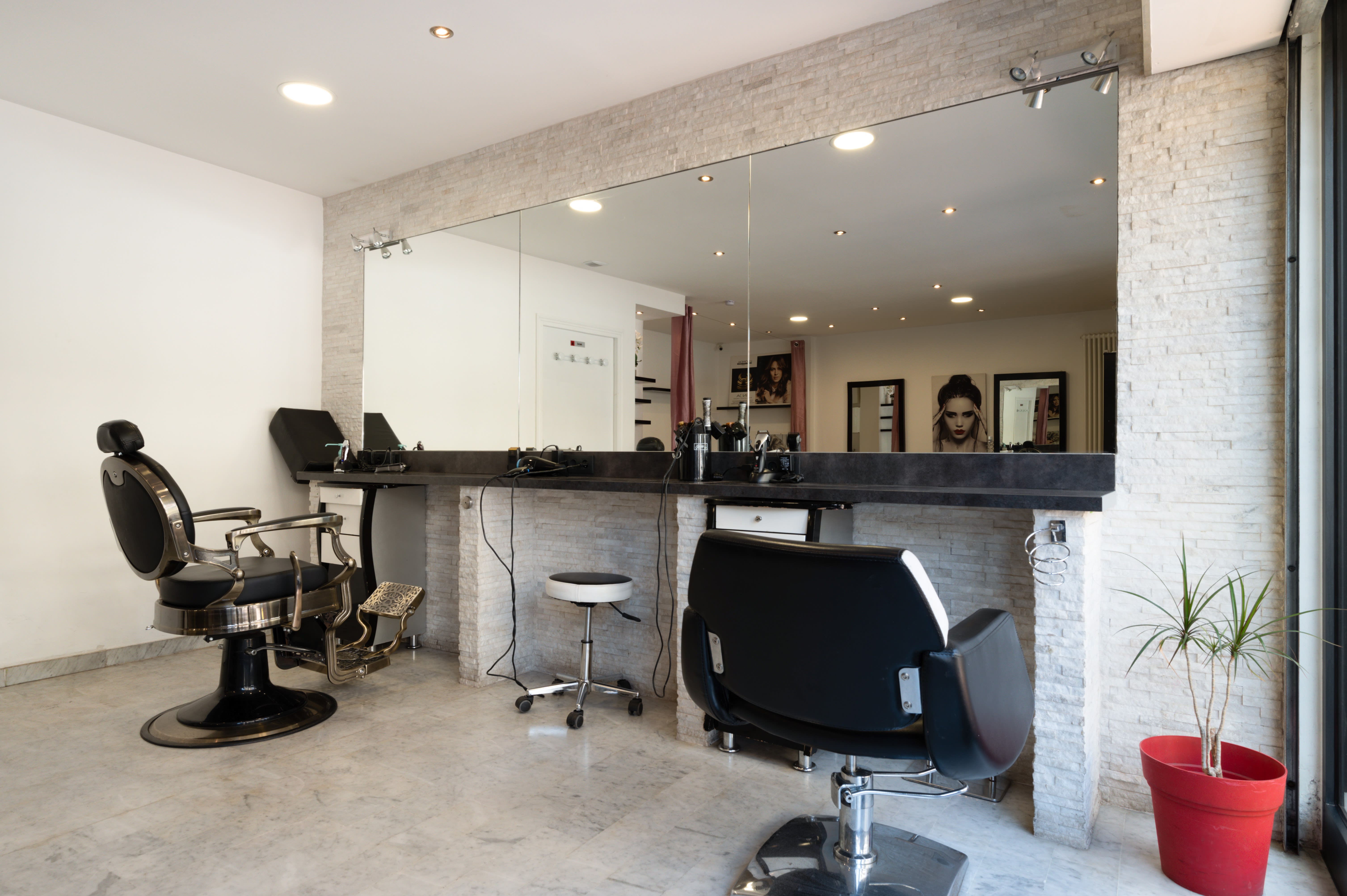 New Head Coiffure - Coiffure Le Cannet - New Head Coiffure - Photo Galerie - OneBooking
