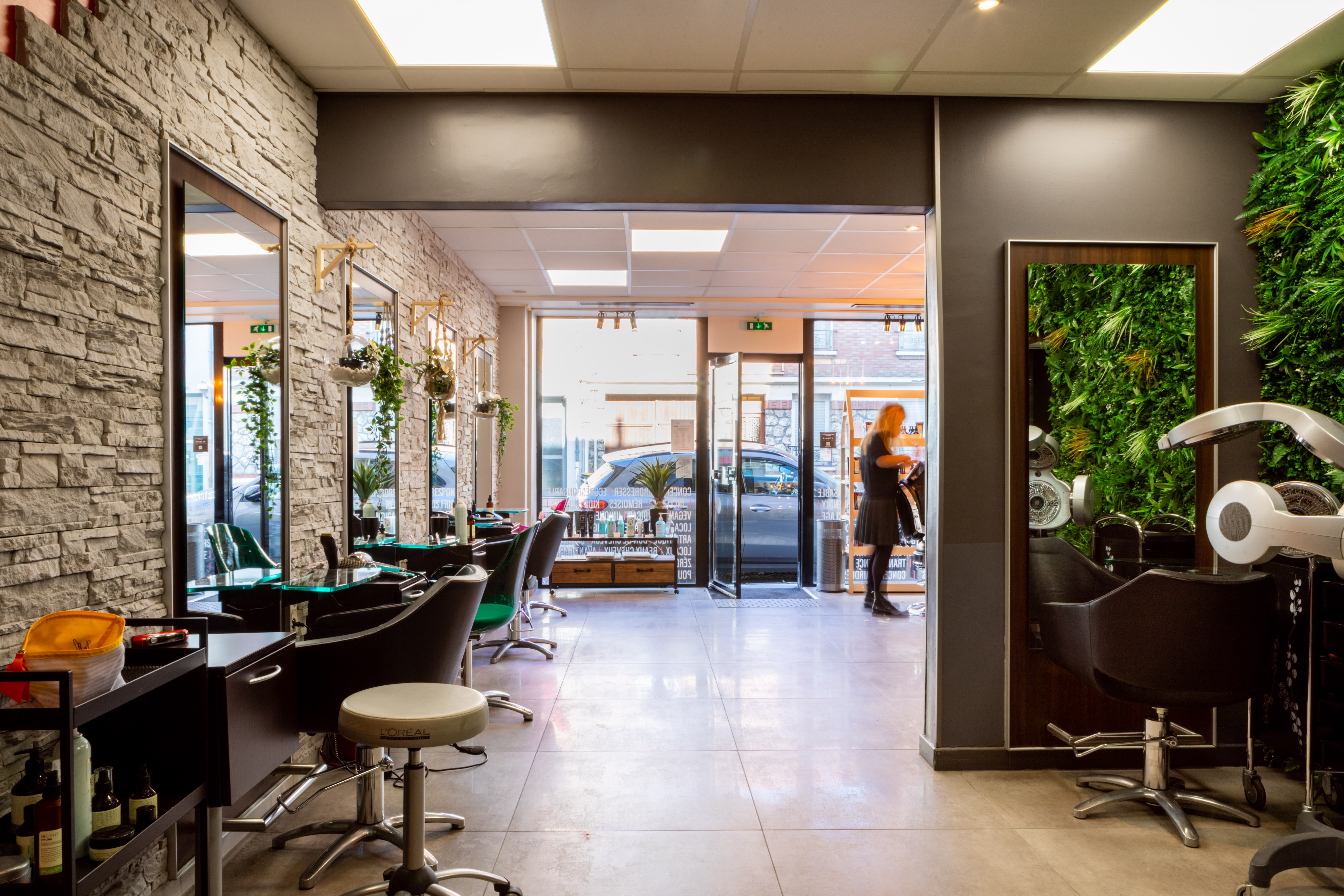 L'indisciplinée - Onglerie Reims - OneBooking