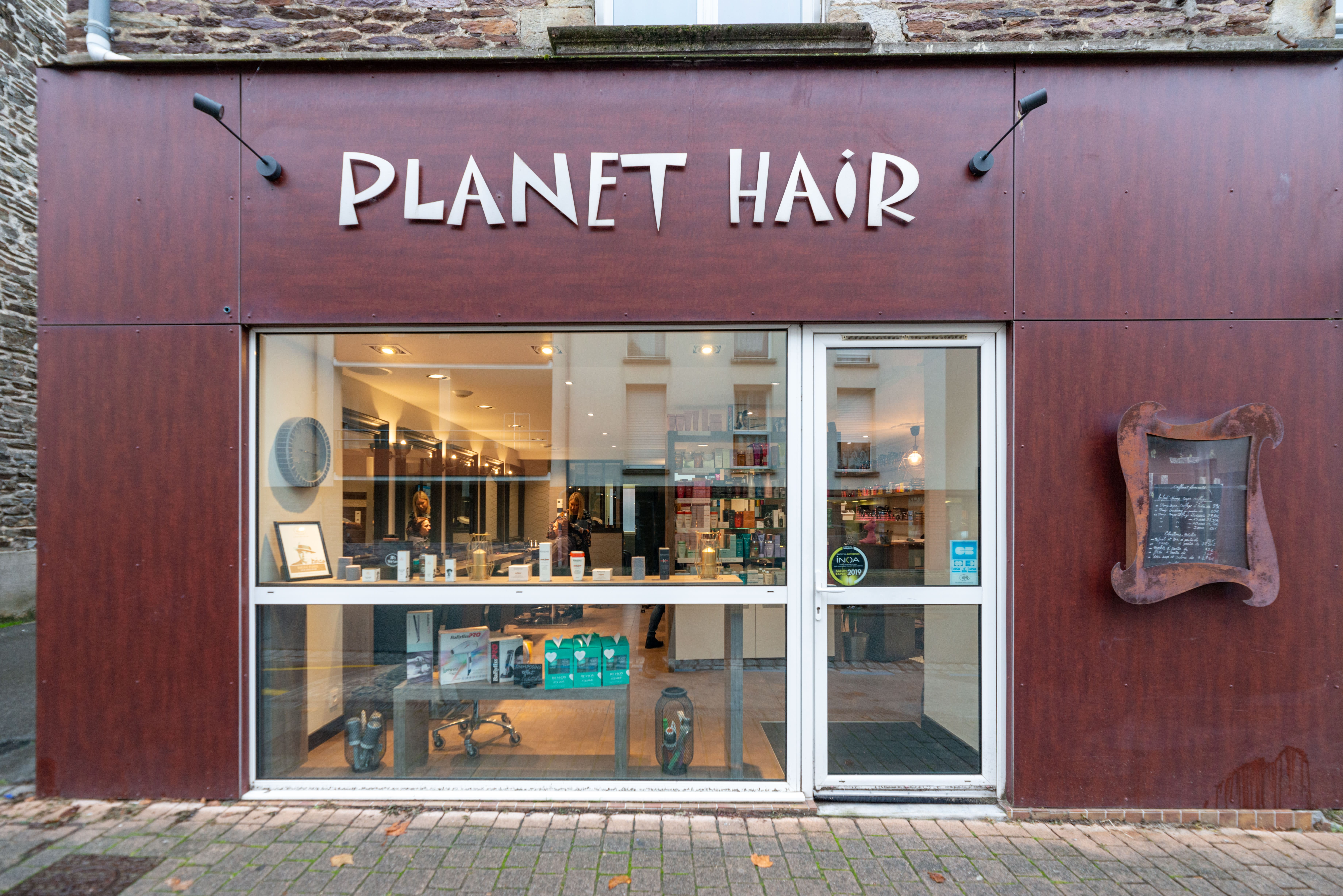 Planet 'hair