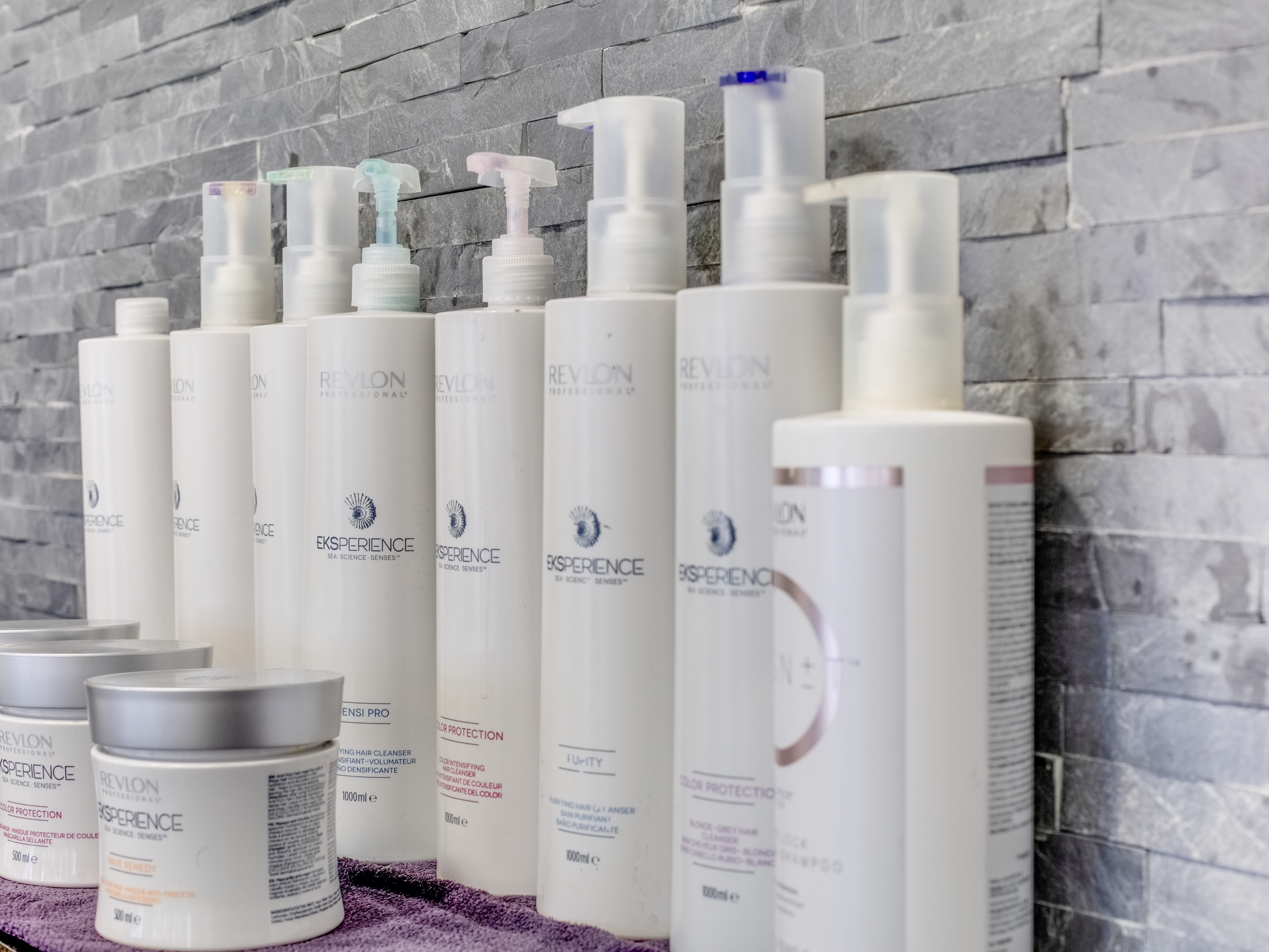 SYA Coiffure x SAMED AYDOGAN - Institut de beauté Cannes - SYA Coiffure x SAMED AYDOGAN - Photo Galerie - OneBooking