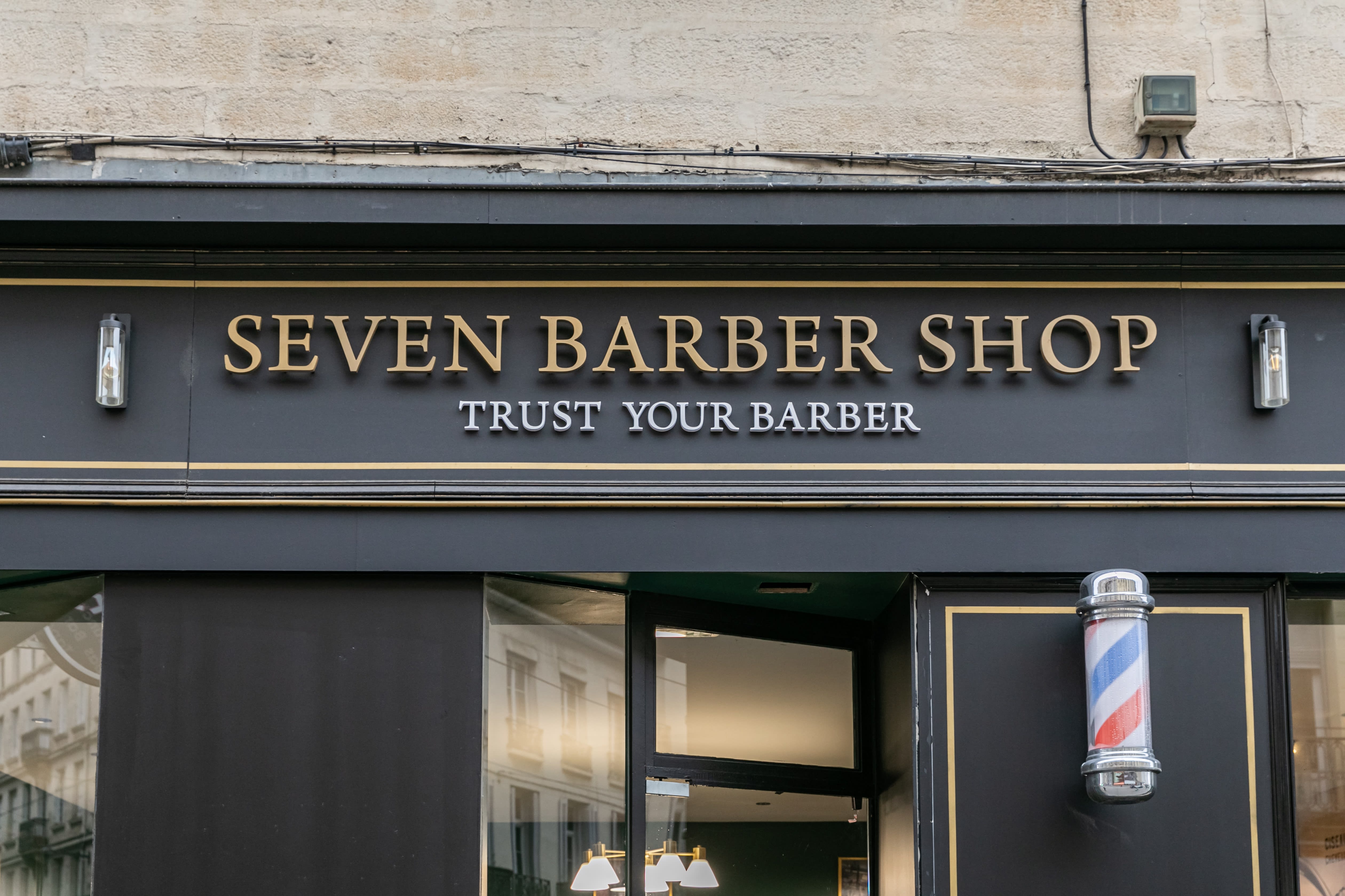 Seven Barbershop - Coiffure Saint-Étienne - OneBooking
