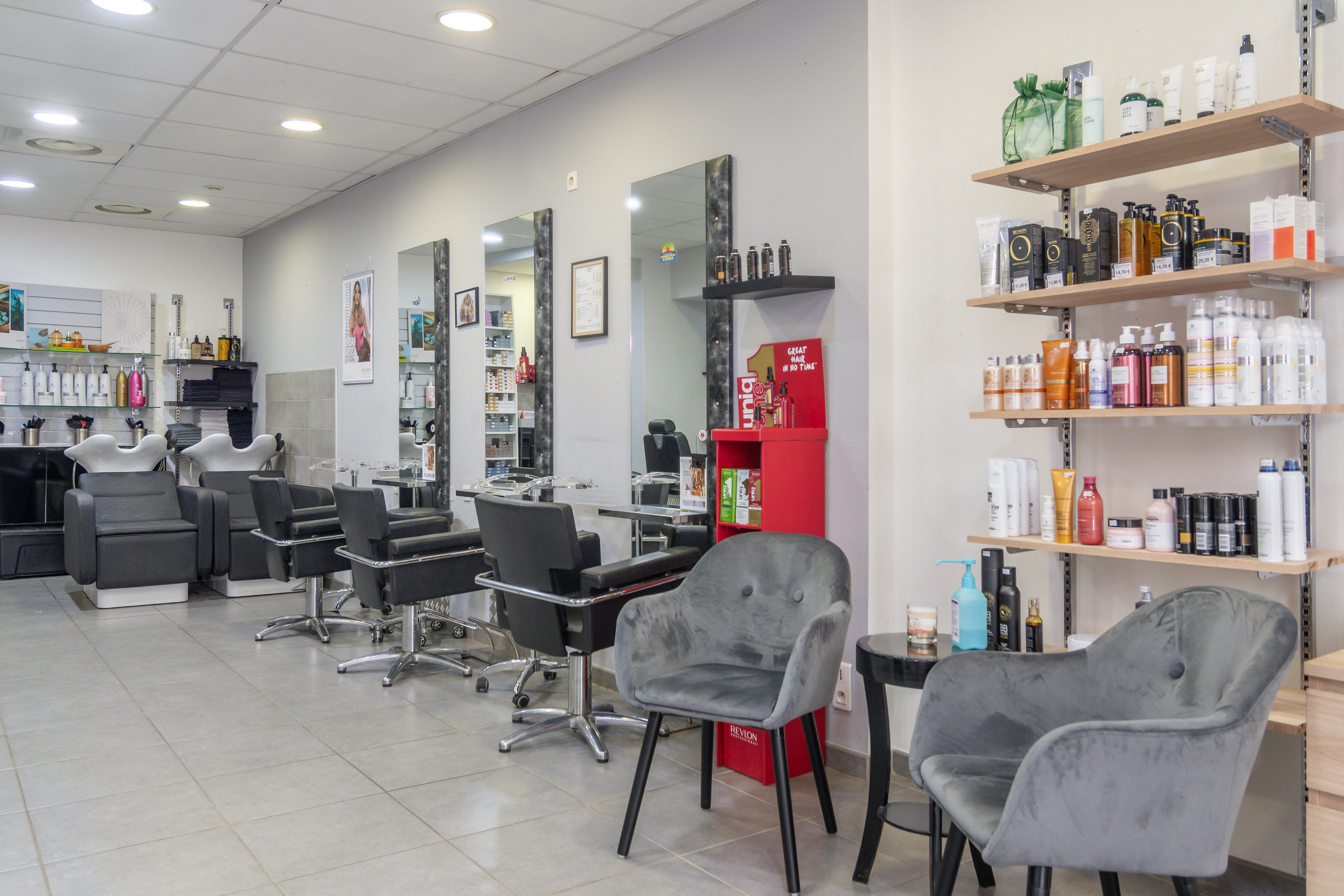 MC Coiffure - Coiffure Saint-Maximin-la-Sainte-Baume - MC Coiffure - Photo Galerie - OneBooking