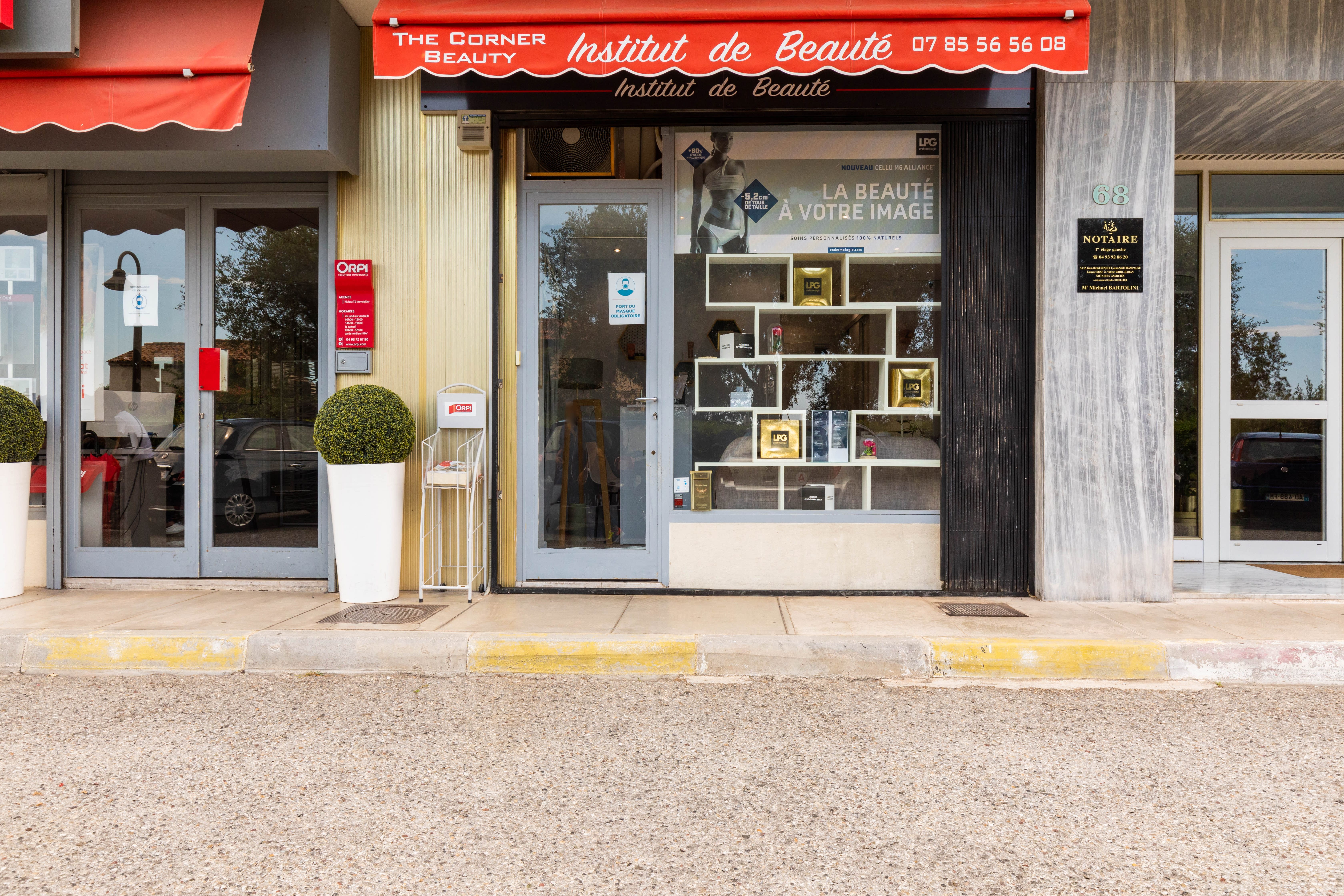 The Corner Beauty - Sourcils & cils Nice - Photo de couverture - OneBooking