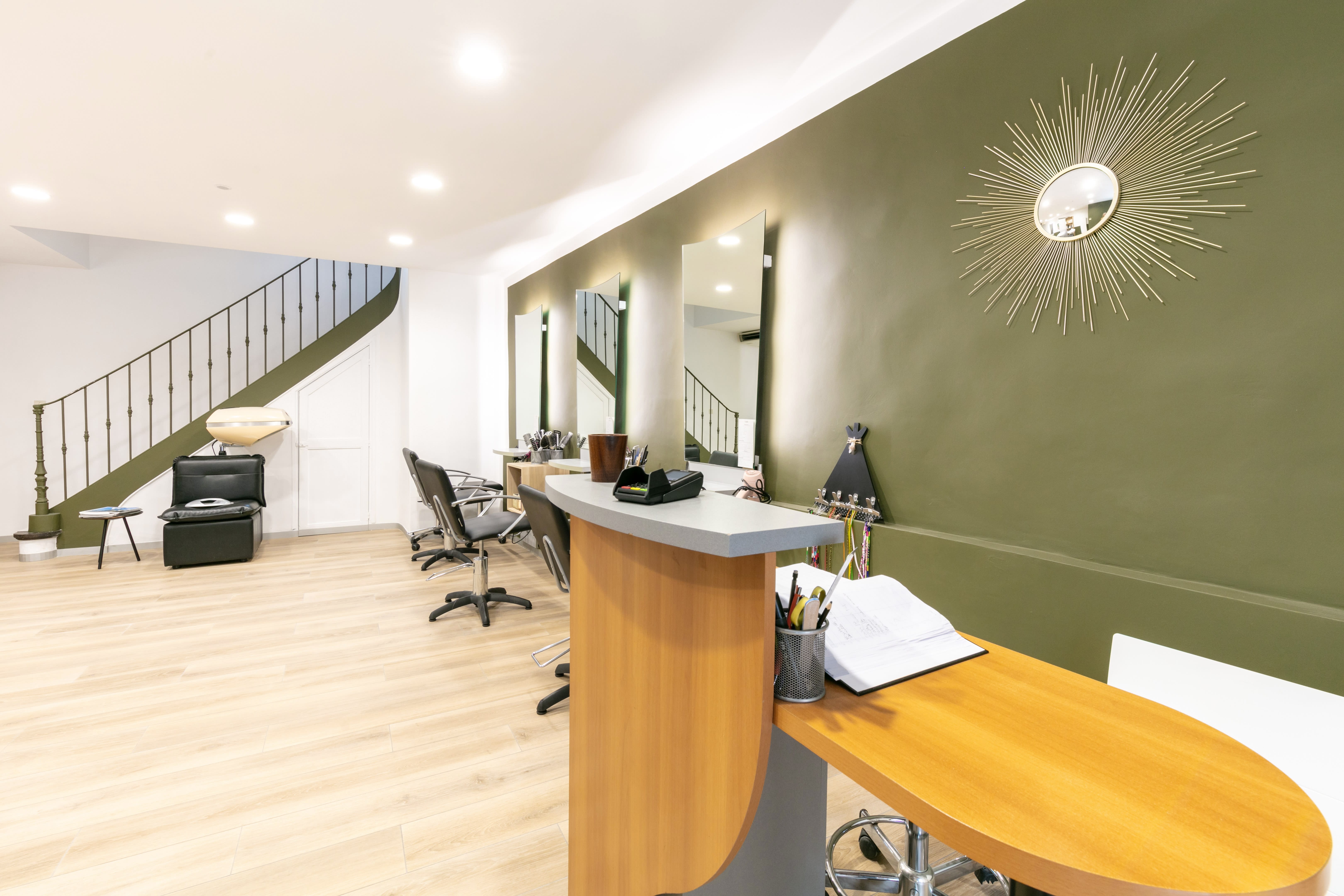 Signature - Coiffure Brignoles - Signature - Photo Galerie - OneBooking