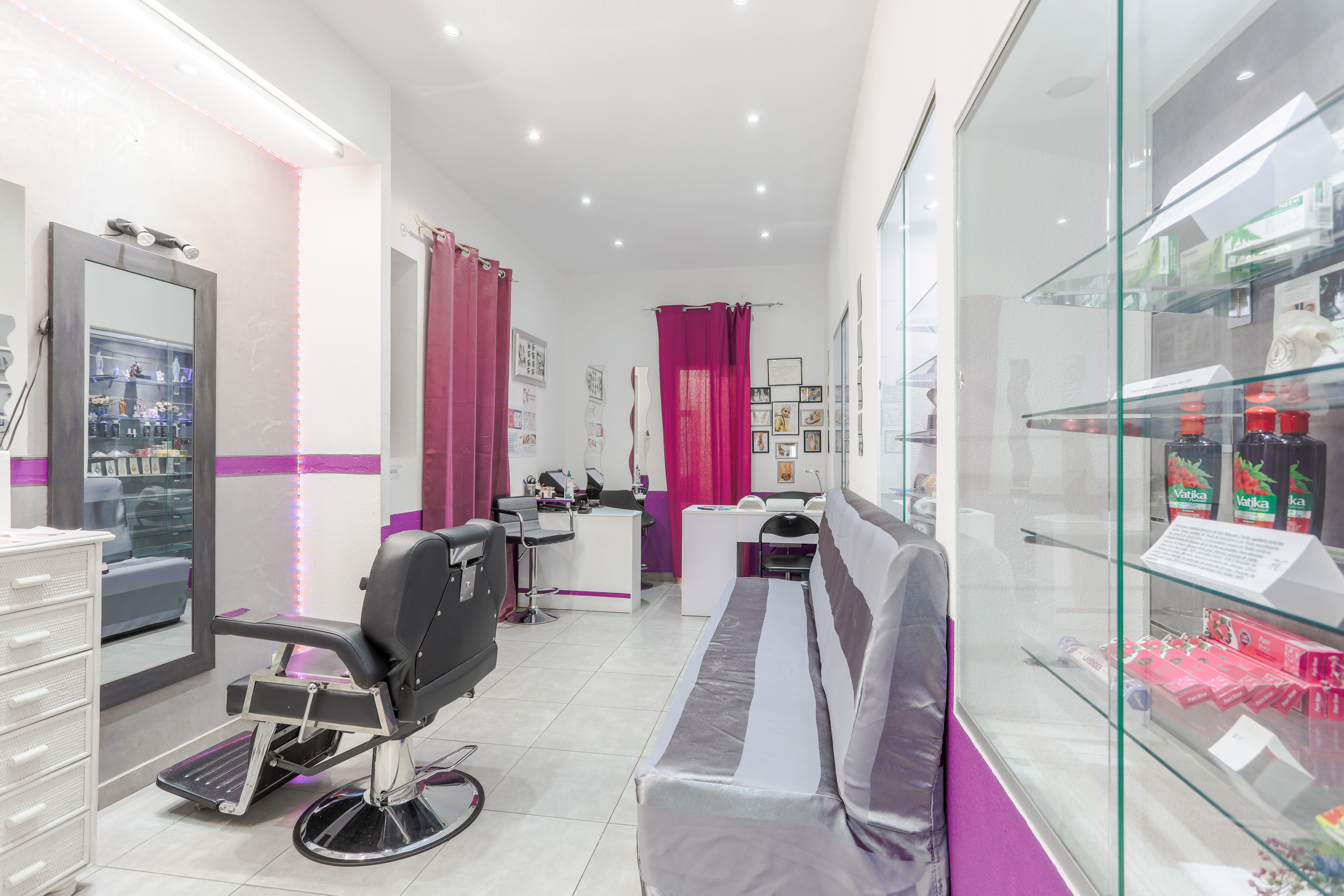 Viva Esthétique Indienne - Sourcils & cils Nice - Viva Esthétique Indienne - Photo Galerie - OneBooking