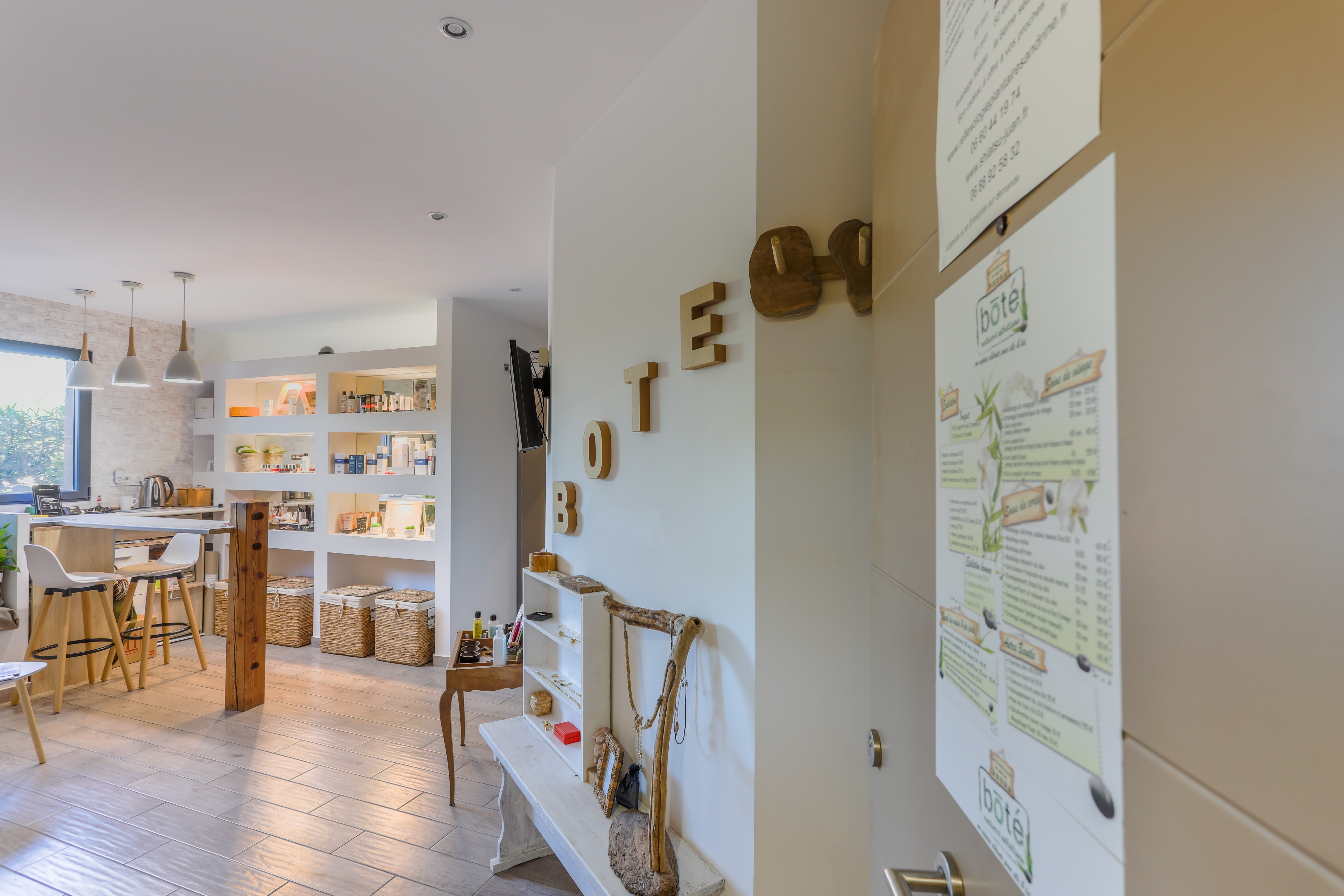 Institut Boté - Saint Isidore - Sourcils & cils Nice - Institut Boté - Saint Isidore - Photo Galerie - OneBooking