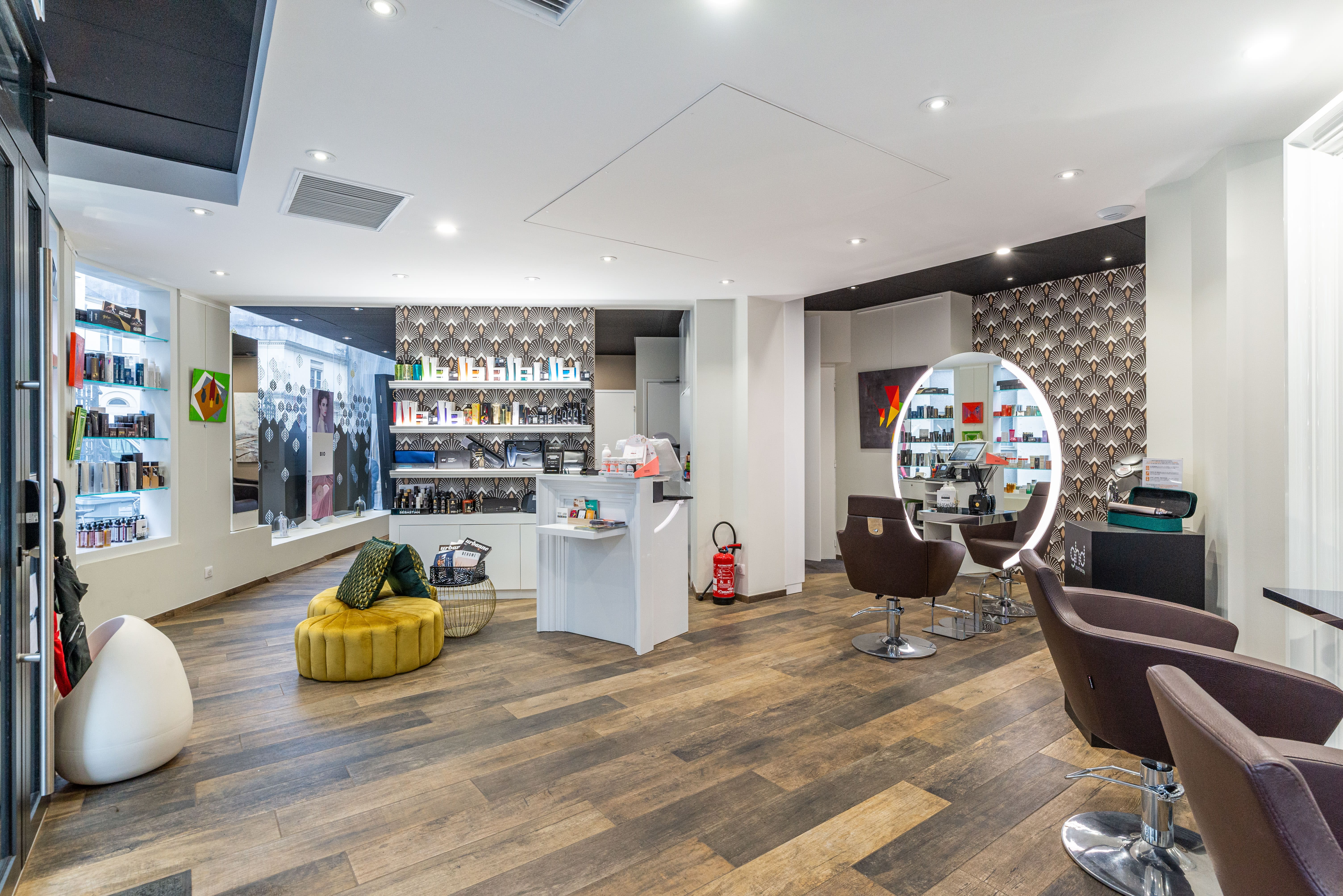 Seven Lafayette Coiffeur - Coiffure Nantes - Seven Lafayette Coiffeur - Photo Galerie - OneBooking