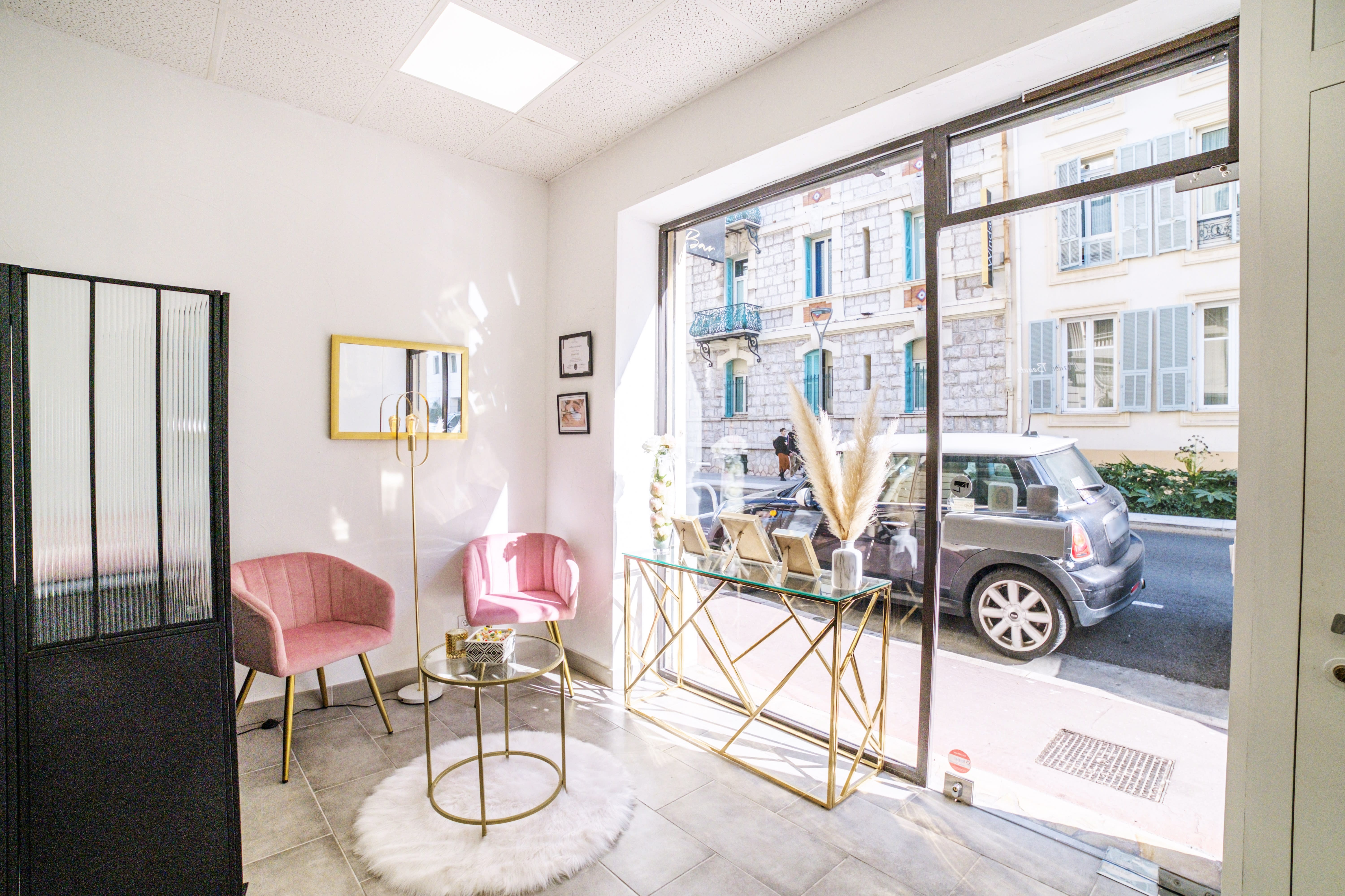 Manon Beauty - Sourcils & cils Nice - Manon Beauty - Photo Galerie - OneBooking