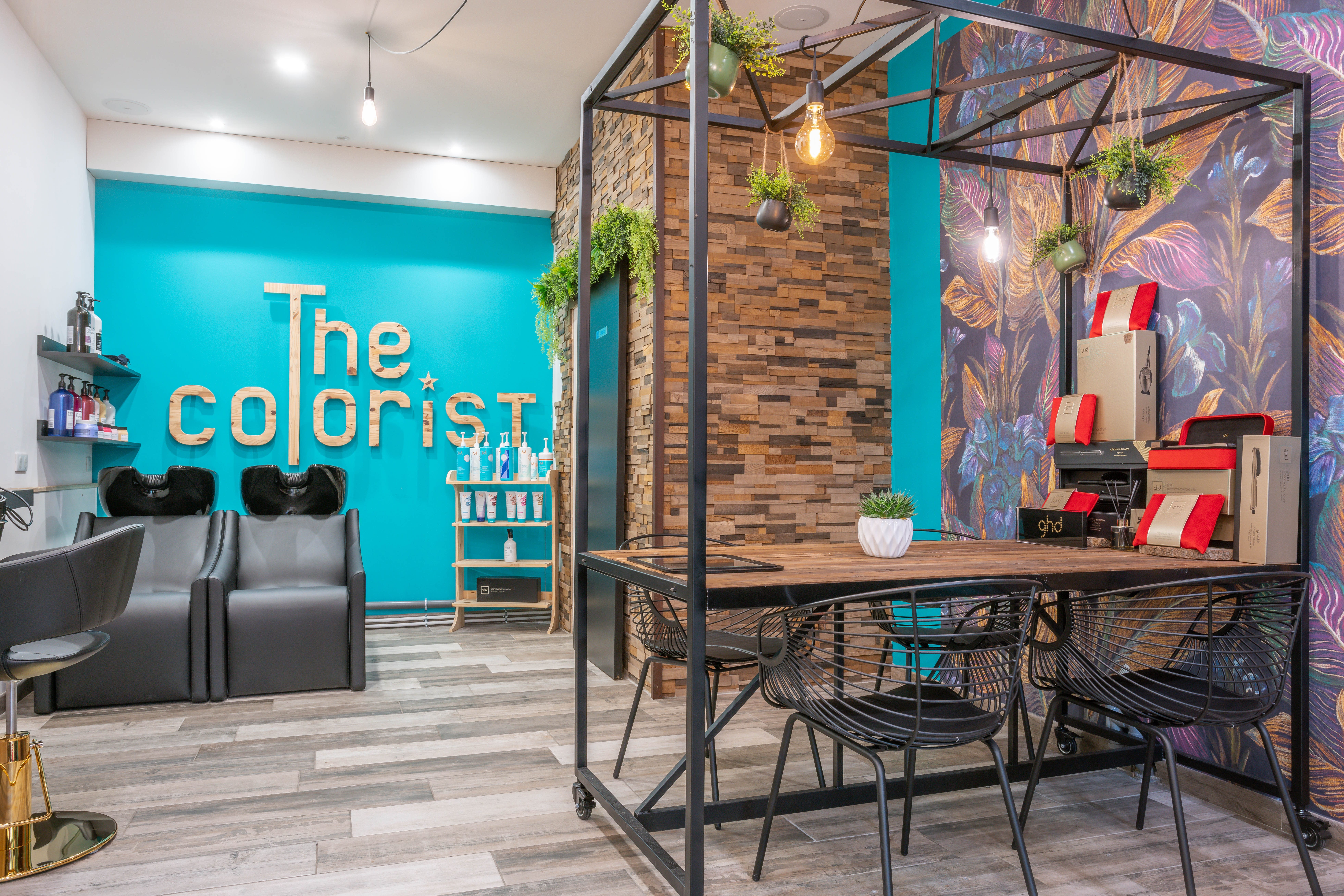 The Colorist - Coiffure Alès - The Colorist - Photo Galerie - OneBooking