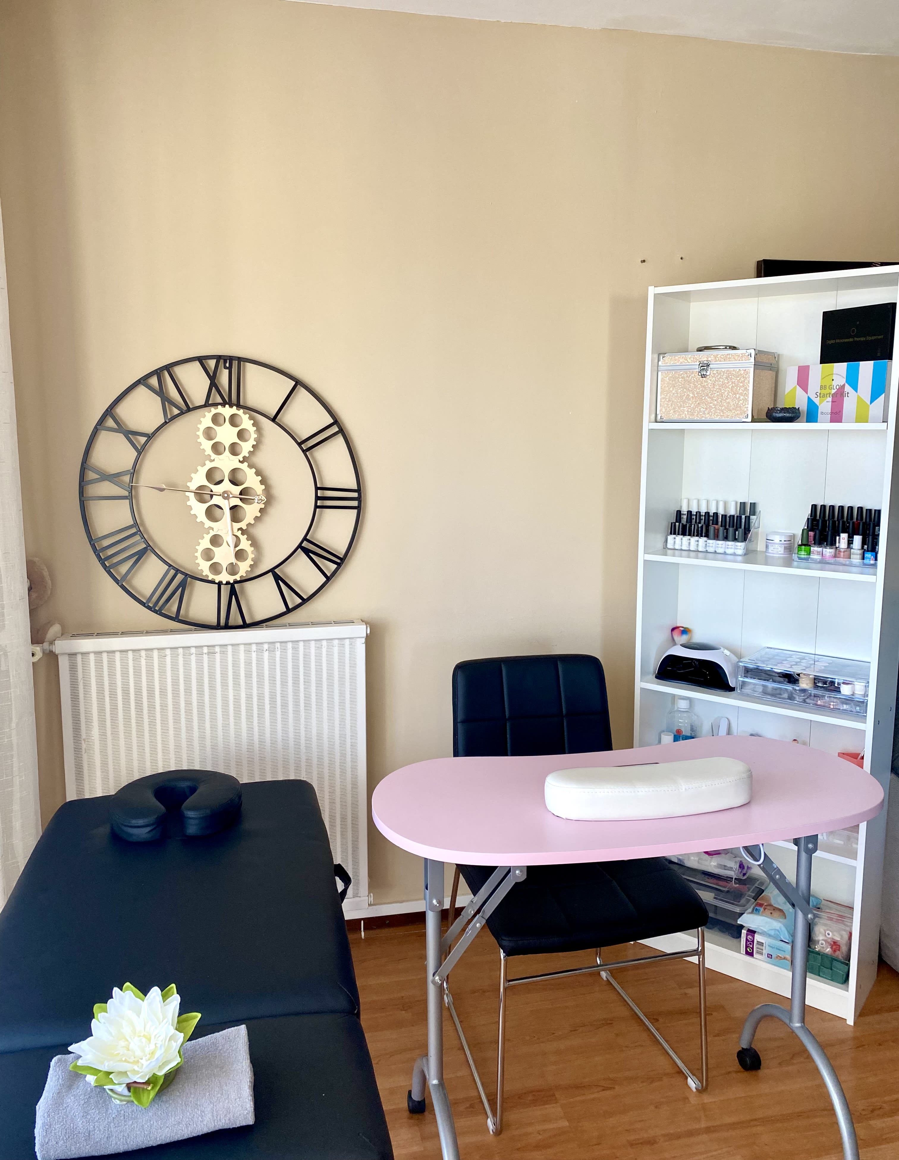 M4 Beauty - Coiffure Toulon - OneBooking