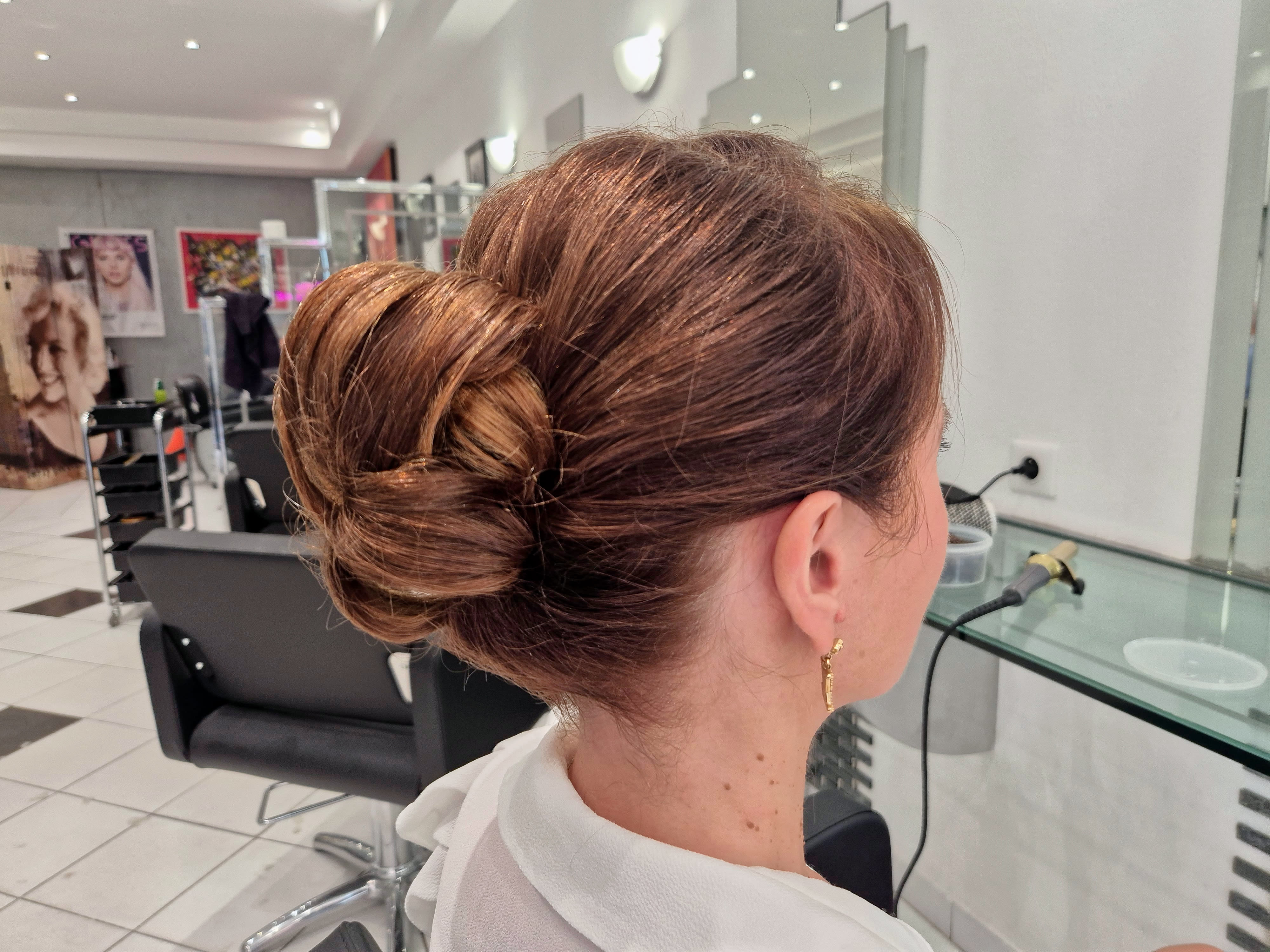 HairLine Coiffure - Coiffure Cannes - HairLine Coiffure - Photo Galerie - OneBooking