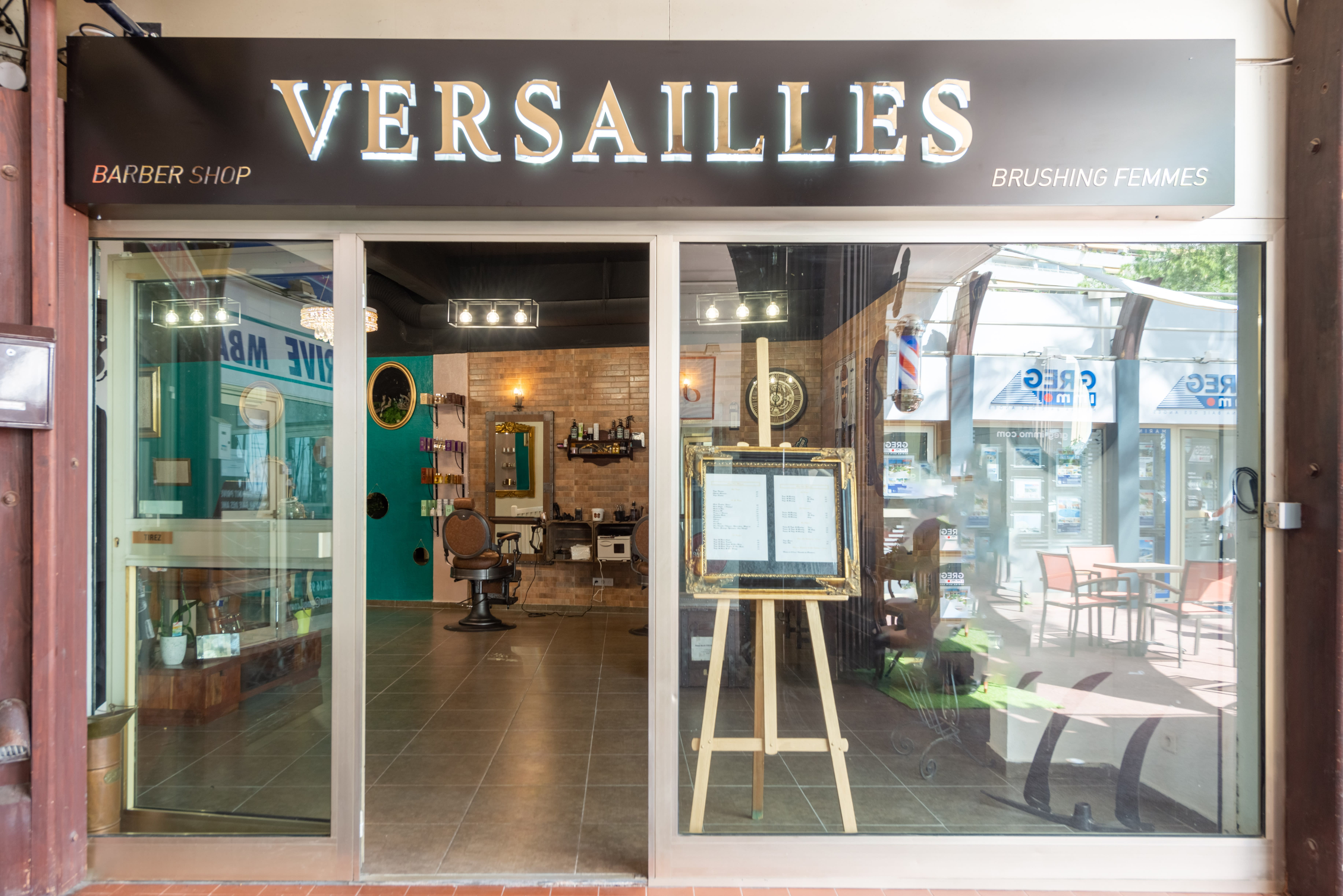 Versailles - Coiffure Villeneuve-Loubet - OneBooking