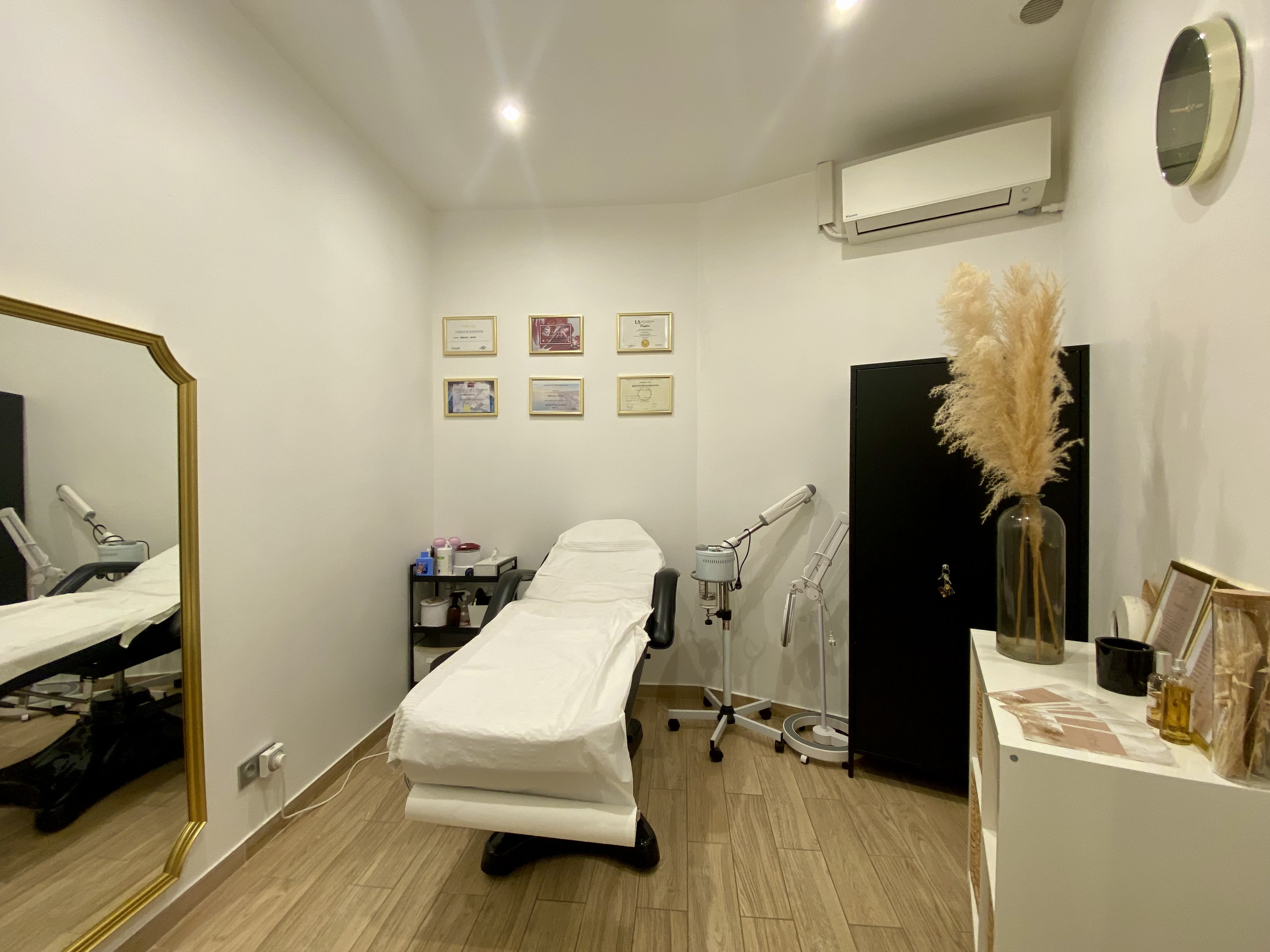 Look Center - Institut de beauté Antibes - Look Center - Photo Galerie - OneBooking