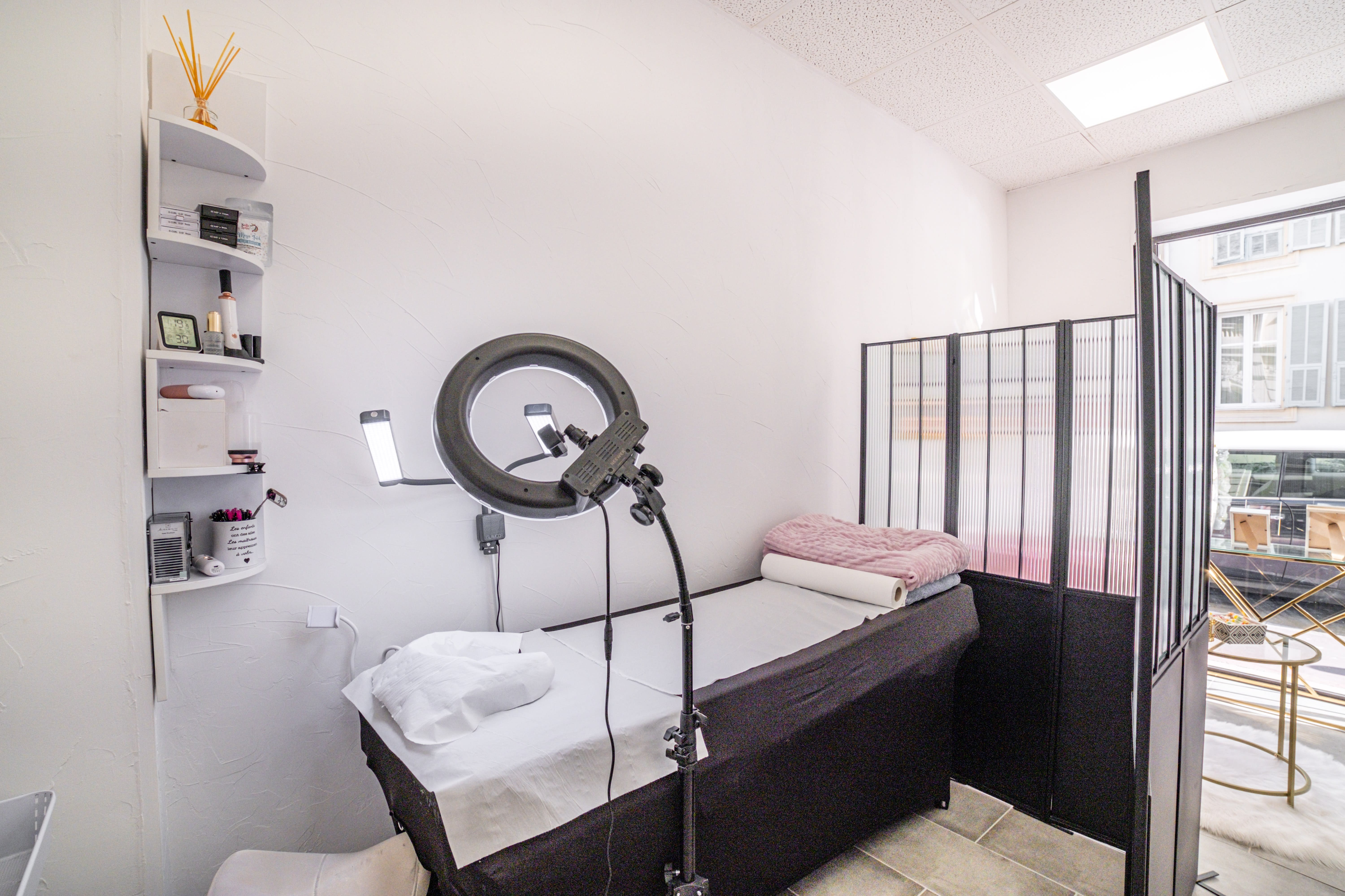 Manon Beauty - Sourcils & cils Nice - Manon Beauty - Photo Galerie - OneBooking