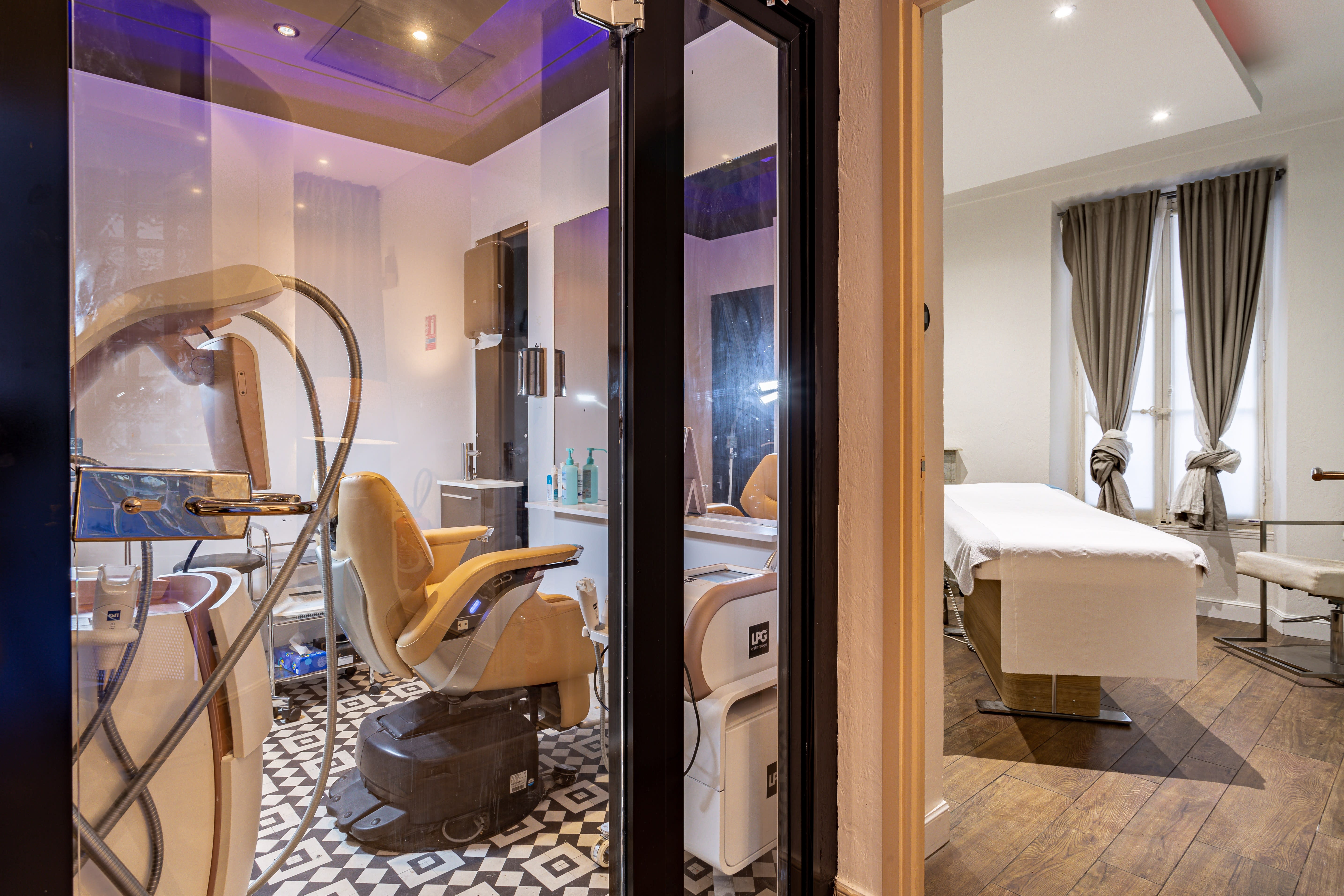 The Cutting Shop - Institut de beauté Antibes Juan les Pins - The Cutting Shop - Photo Galerie - OneBooking