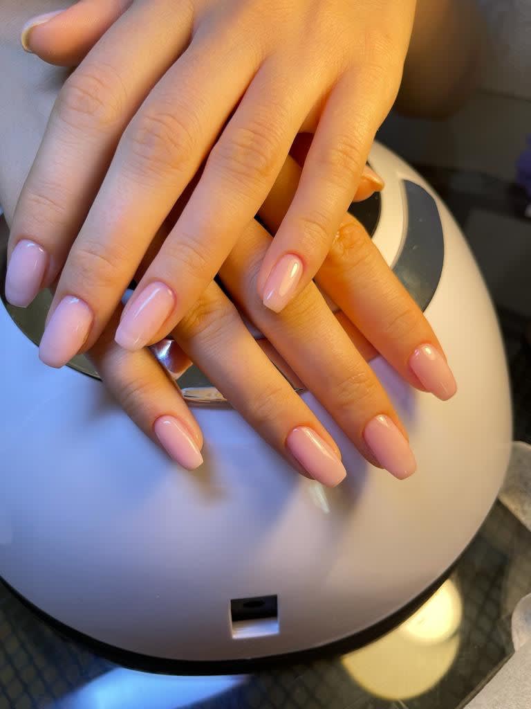 Nails Bars