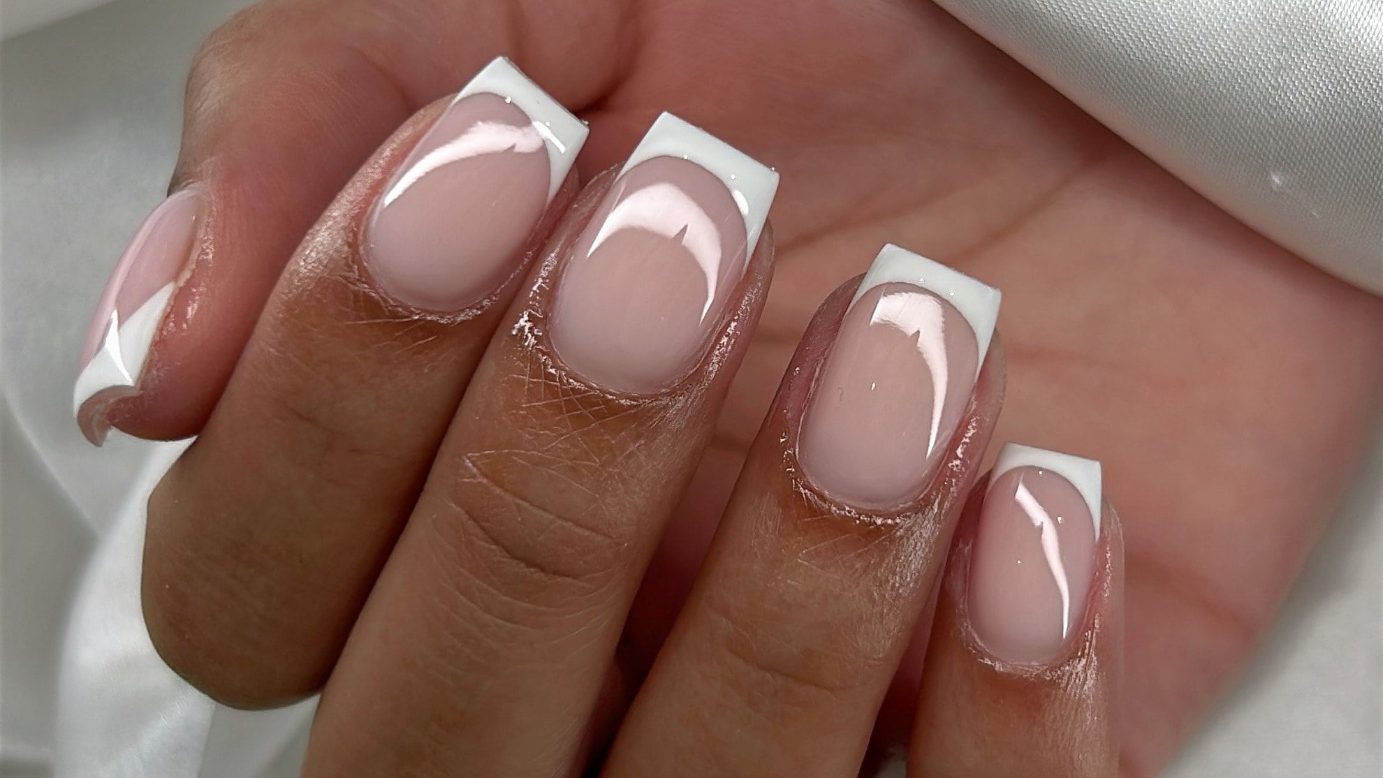 PIA nails - Institut de beauté Cannes - Photo de couverture - OneBooking