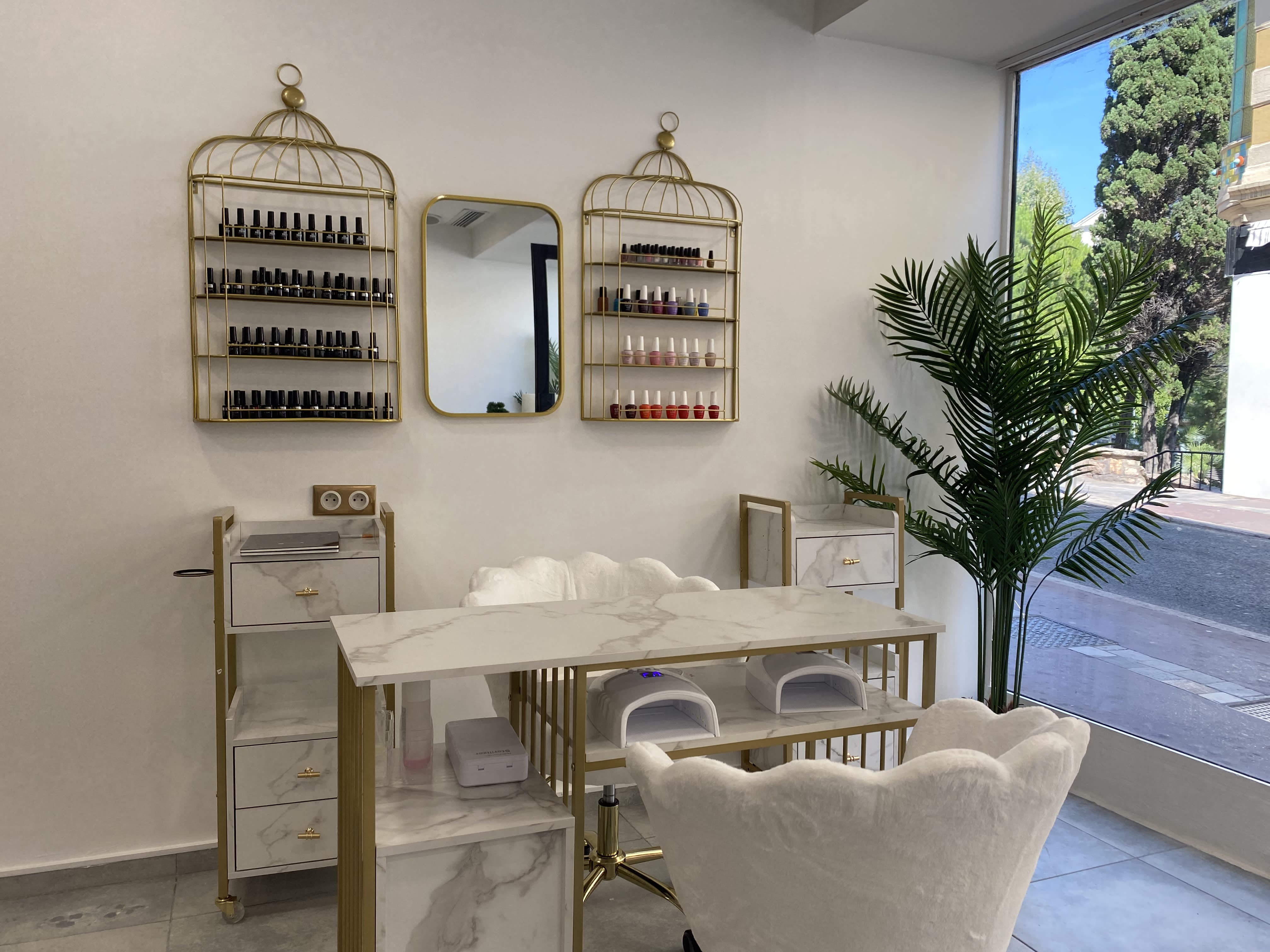 SYA Coiffure x SAMED AYDOGAN - Institut de beauté Cannes - SYA Coiffure x SAMED AYDOGAN - Photo Galerie - OneBooking