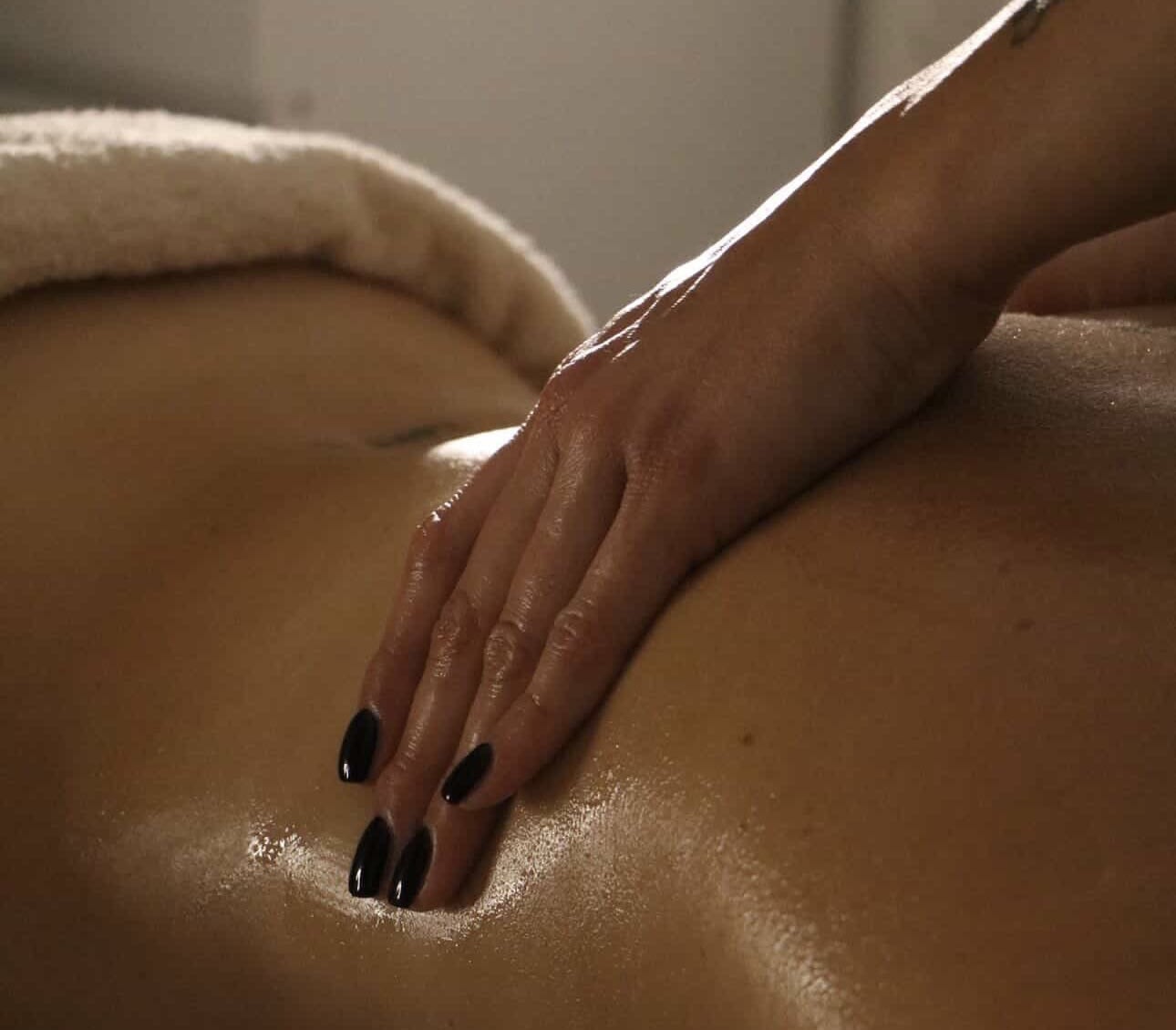 DREYJWAY | Drainage Lymphatique Renata Franca & Nails - Institut de beauté Nantes - Photo de couverture - OneBooking