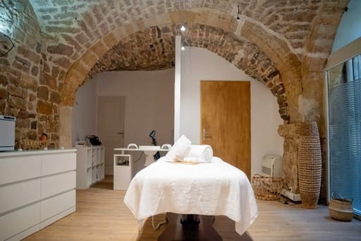Dupuy détente - Onglerie Nîmes - OneBooking
