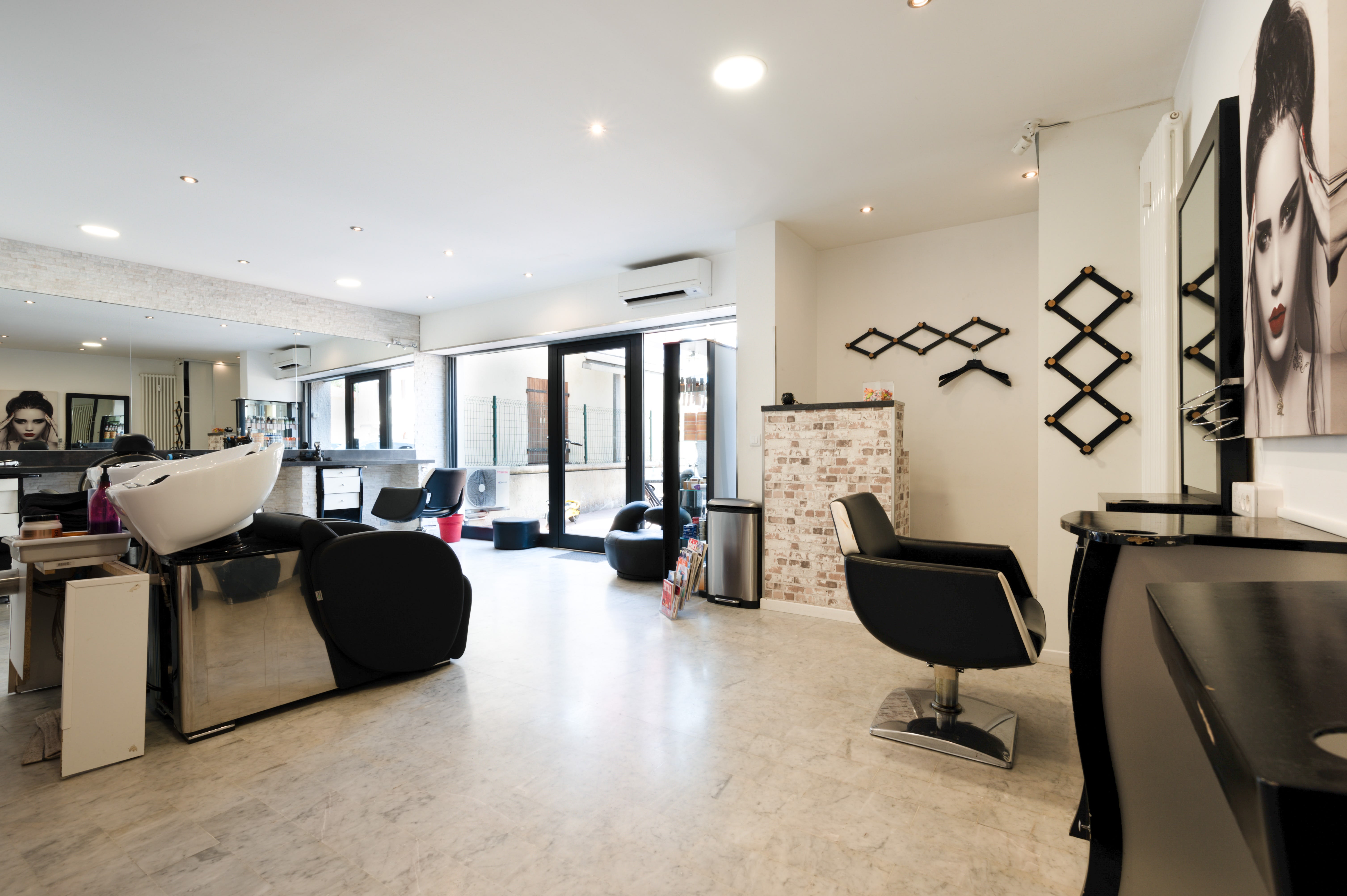 New Head Coiffure - Coiffure Le Cannet - New Head Coiffure - Photo Galerie - OneBooking