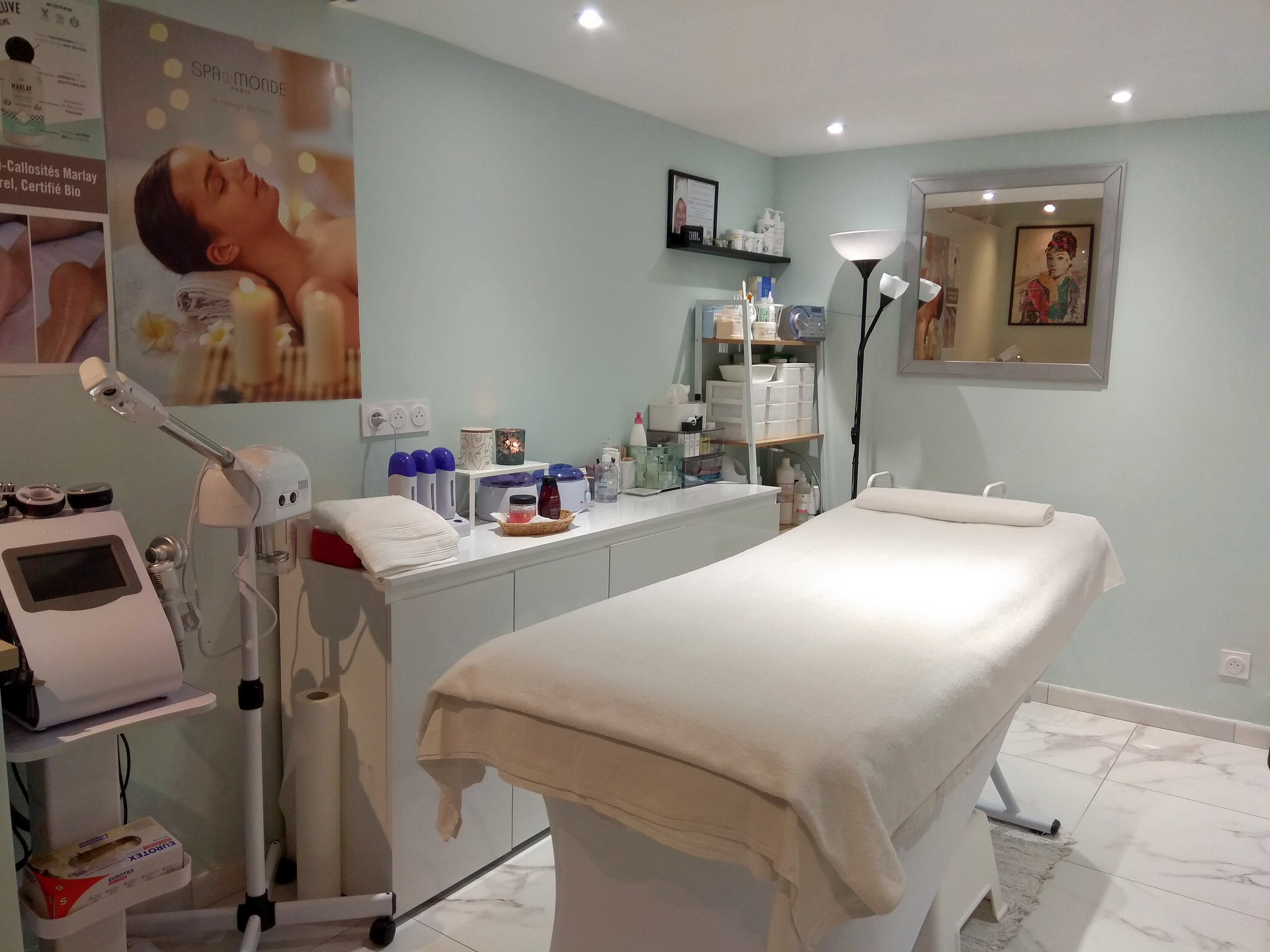 Atelier de beauté CR - Sourcils & cils Nice - Atelier de beauté CR - Photo Galerie - OneBooking