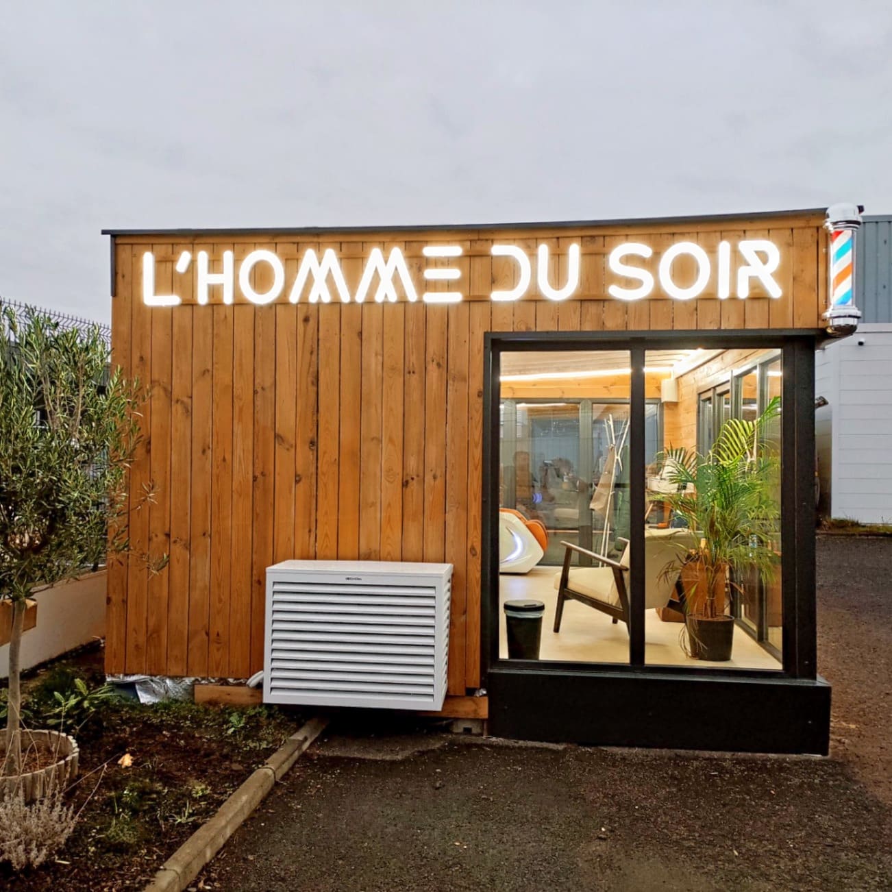 L’HOMME DU SOIR