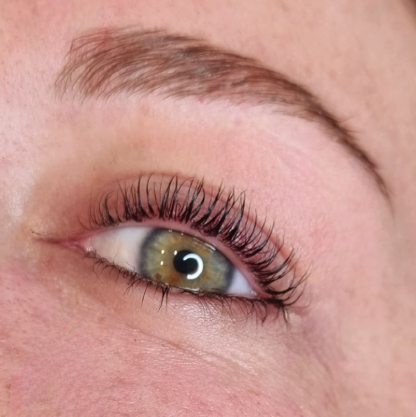 SUBLIMEYES - Sourcils & cils Nice - SUBLIMEYES - Photo Galerie - OneBooking