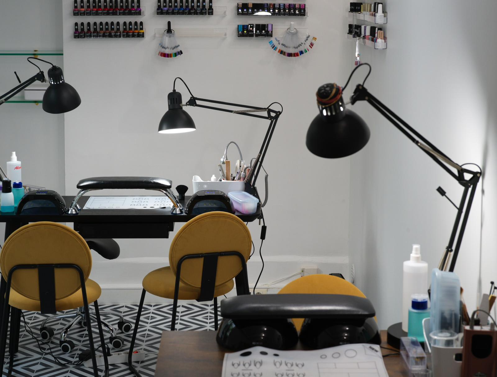 Bar à Nail St Anne - Barbier Paris - OneBooking