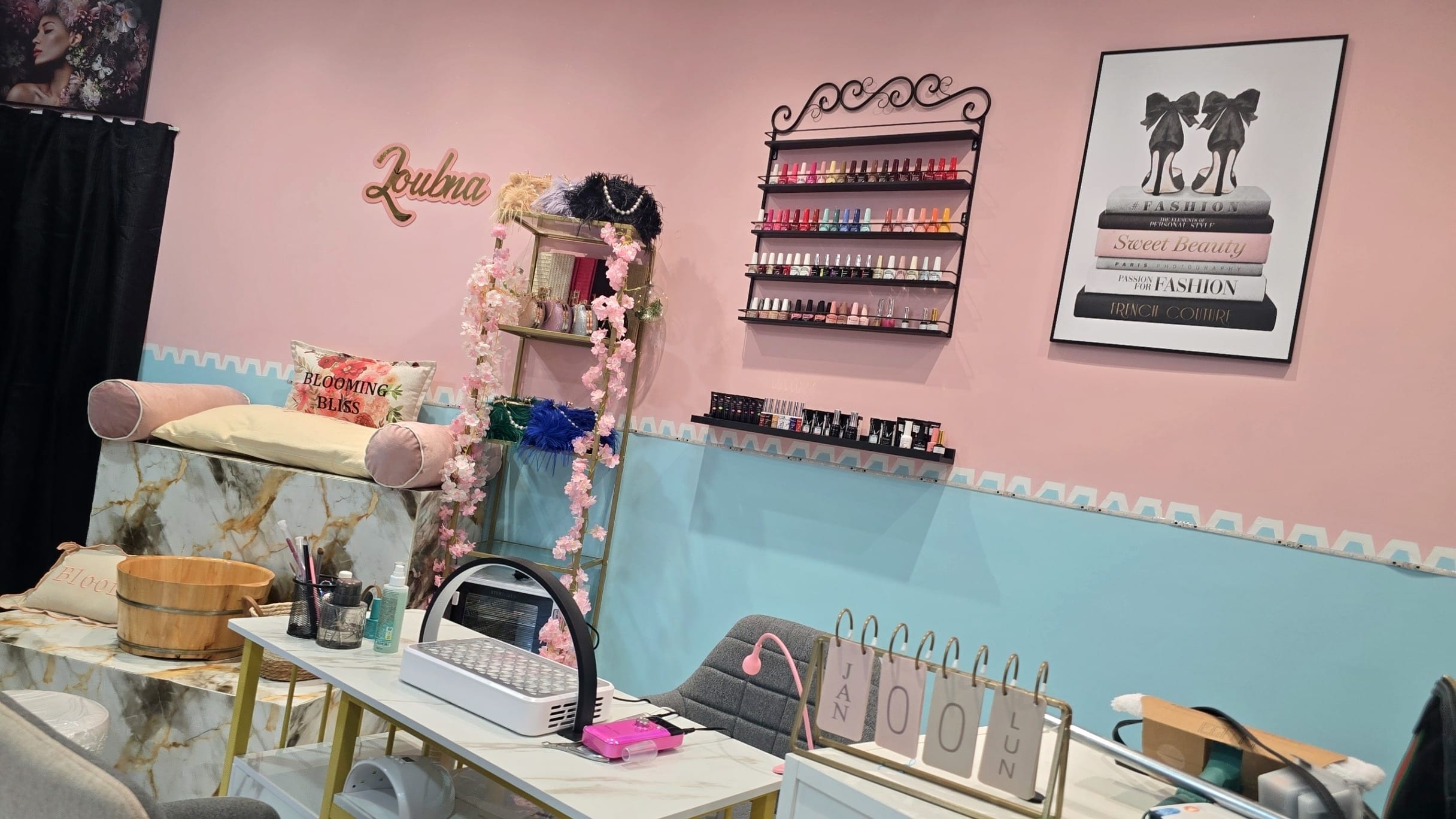 Loubna boutique - Coiffure Nîmes - OneBooking