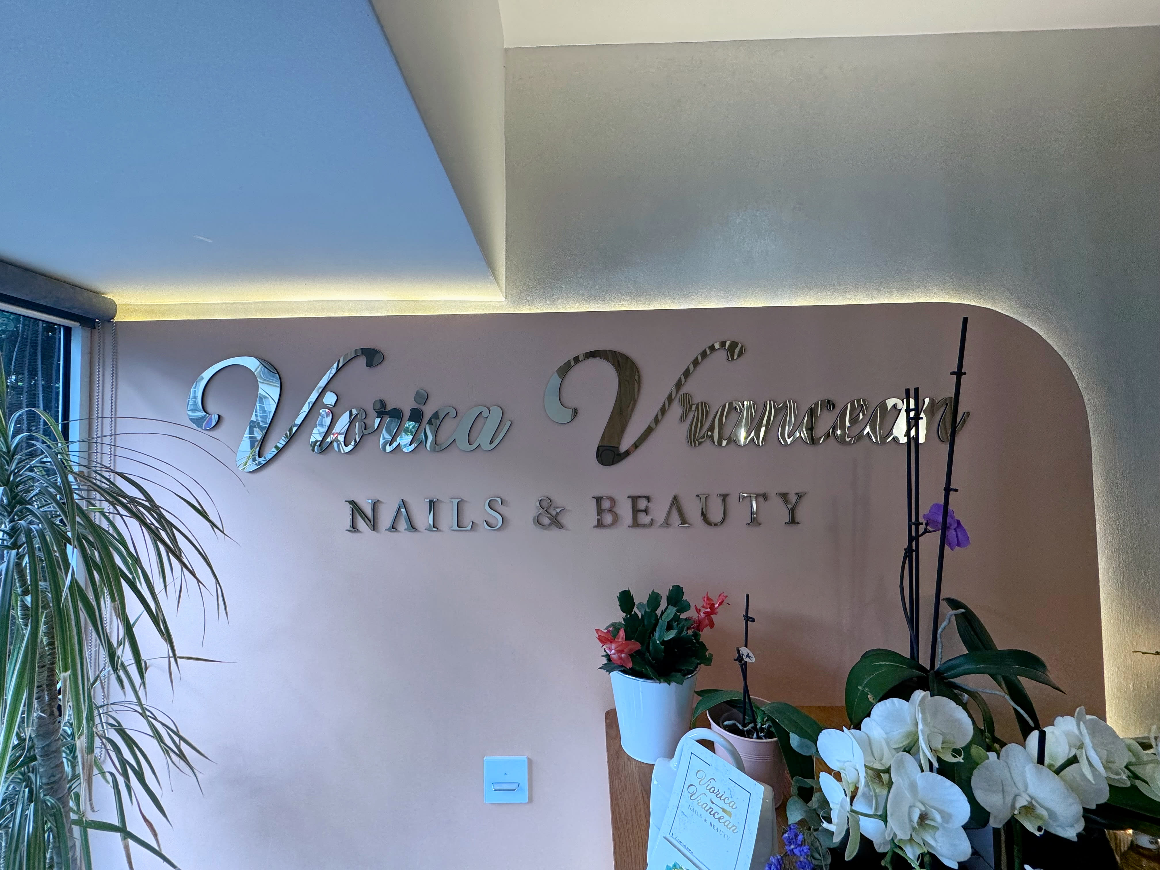 Viorica Vrancean | Beauty & Nails - Institut de beauté Nantes - Viorica Vrancean | Beauty & Nails - Photo Galerie - OneBooking