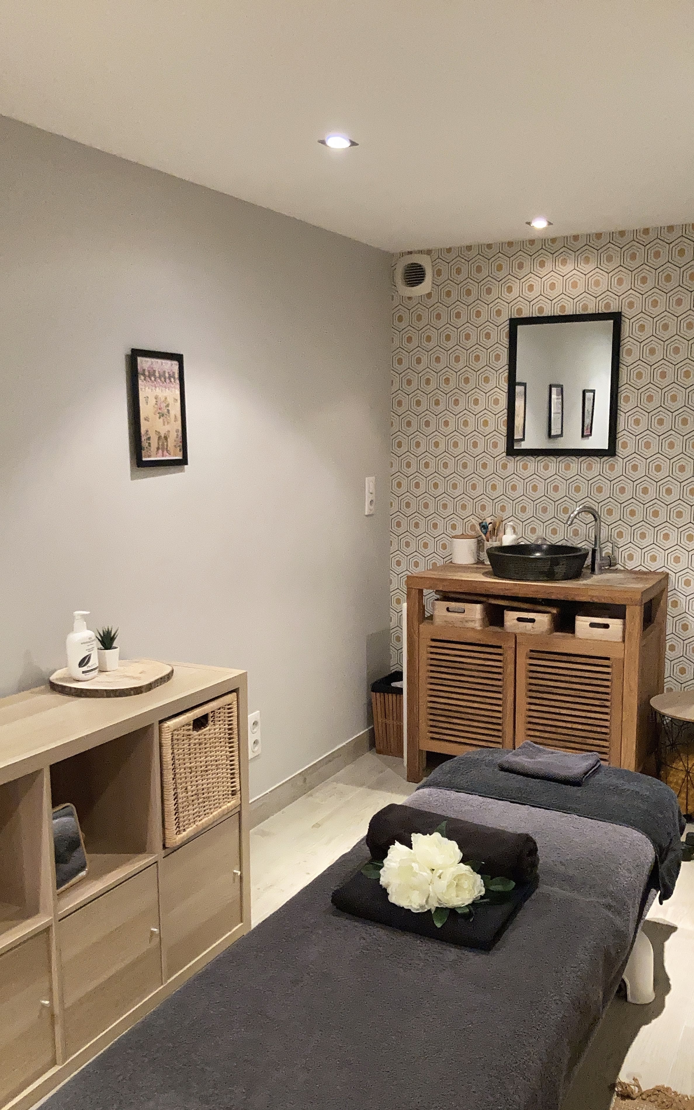 Bliss - coiffure & esthétique - Institut de beauté Béziers - Bliss - coiffure & esthétique - Photo Galerie - OneBooking