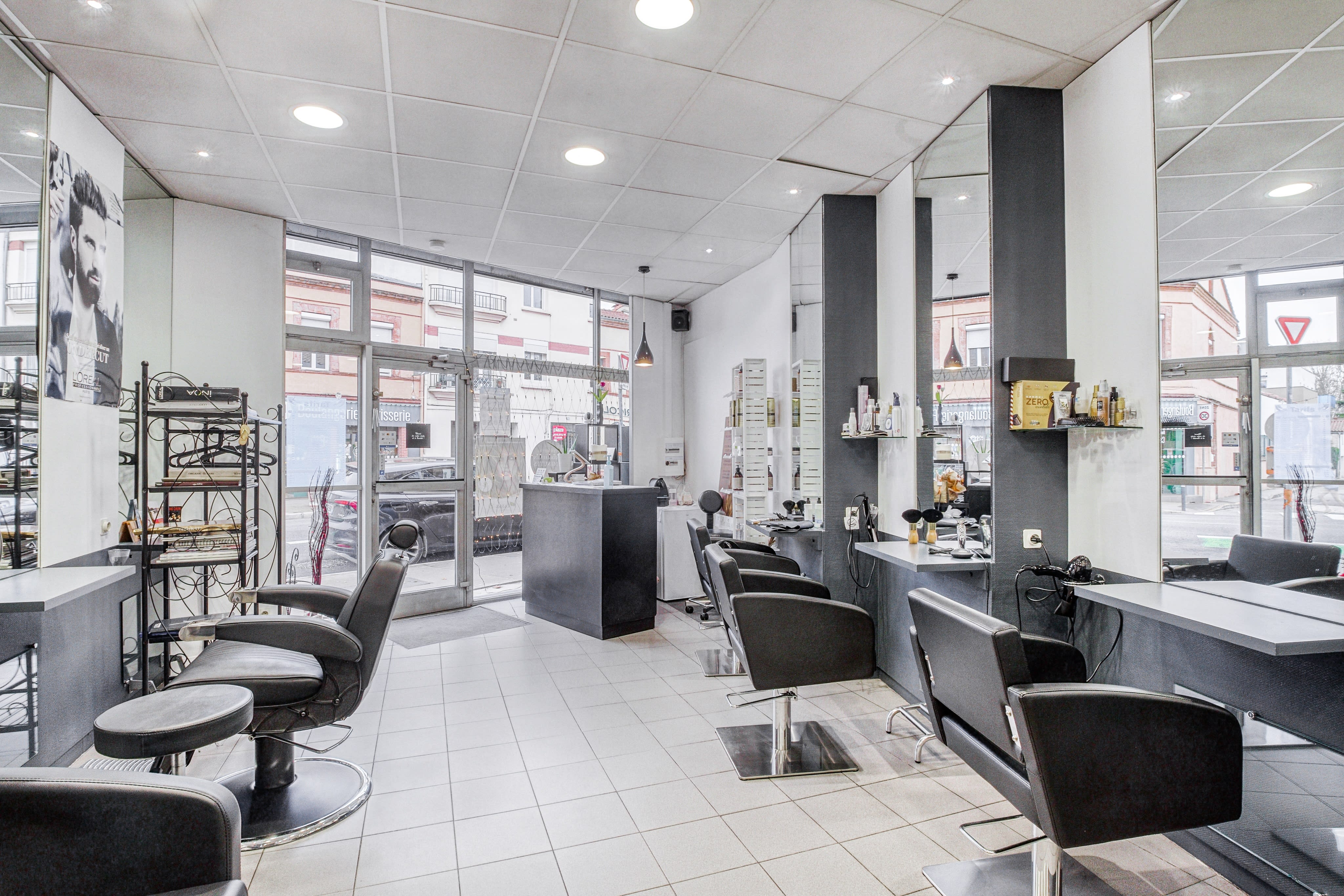 Nistou By Hair