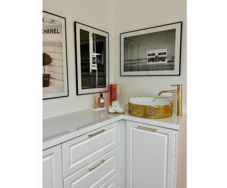 MAISON HENRI | MAISON DE BEAUTÉ FRANÇAISE - Sourcils & cils Nice - MAISON HENRI | MAISON DE BEAUTÉ FRANÇAISE - Photo Galerie - OneBooking
